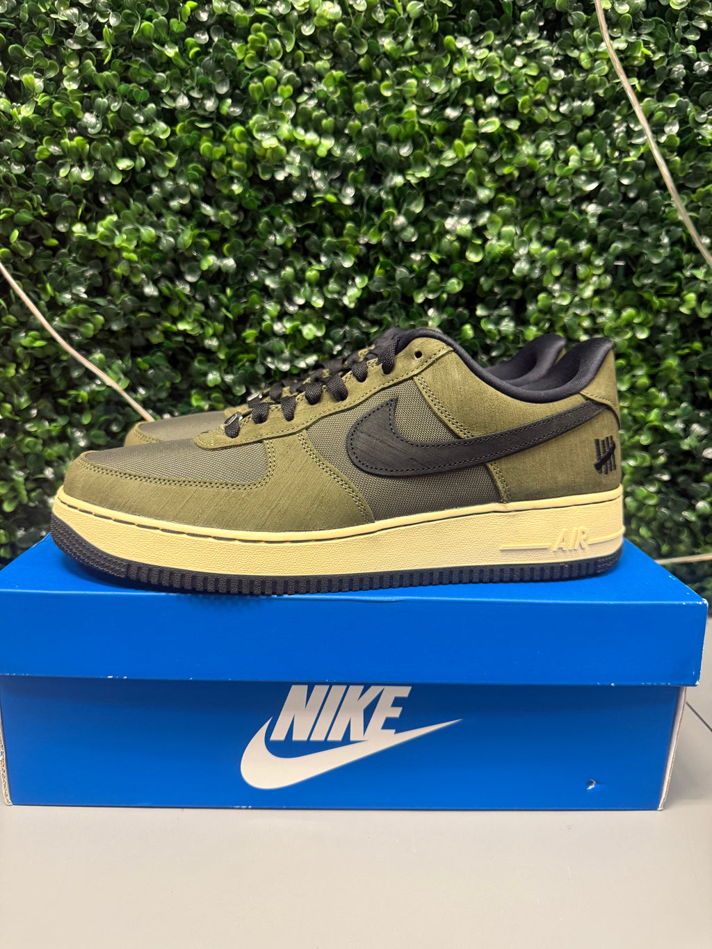 Nike Air Force 1 Low X Undefeated "Ballistic" Size 11 Preowned