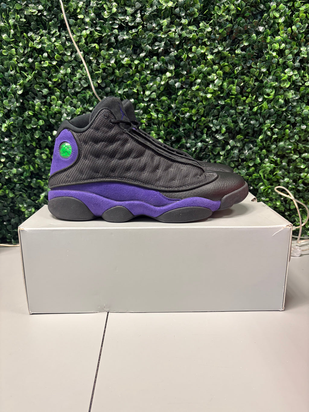 Jordan 13 Retro "Court Purple" Size 12 Preowned