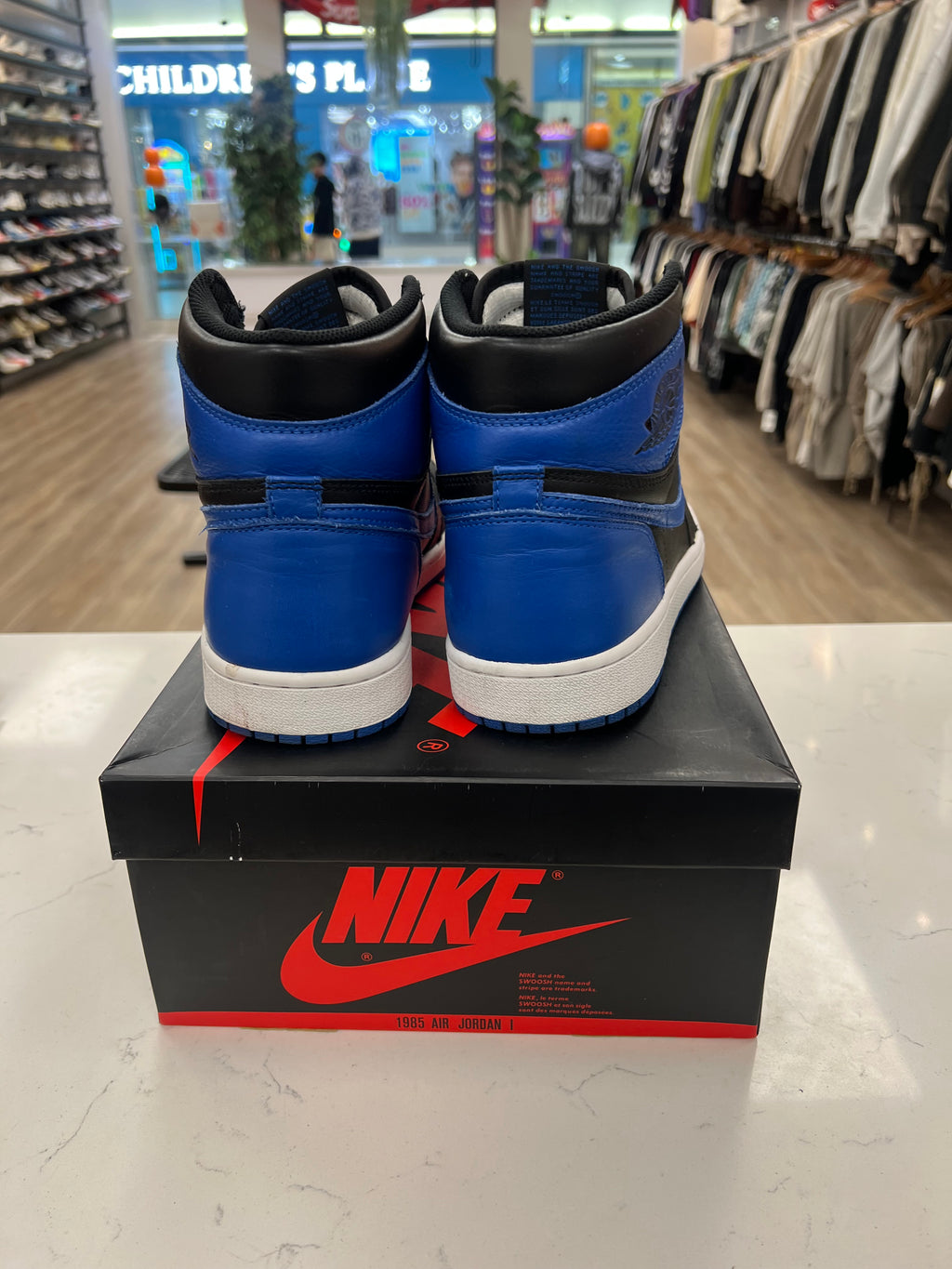Jordan 1 “Royal” 2017 Preowned Sz 10M