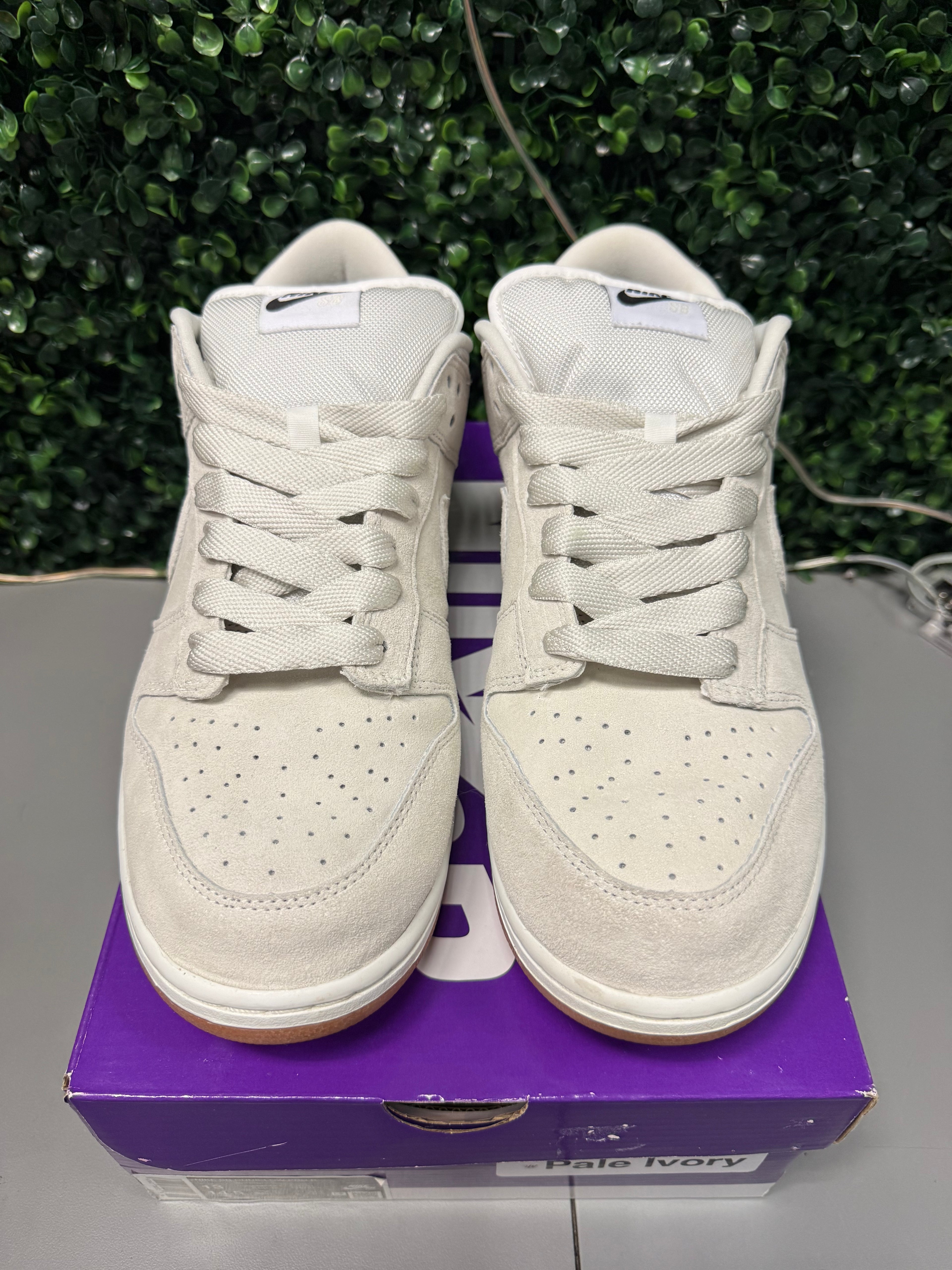 Nike SB Dunk Low Pro B "Pale Ivory" Size 13 Preowned