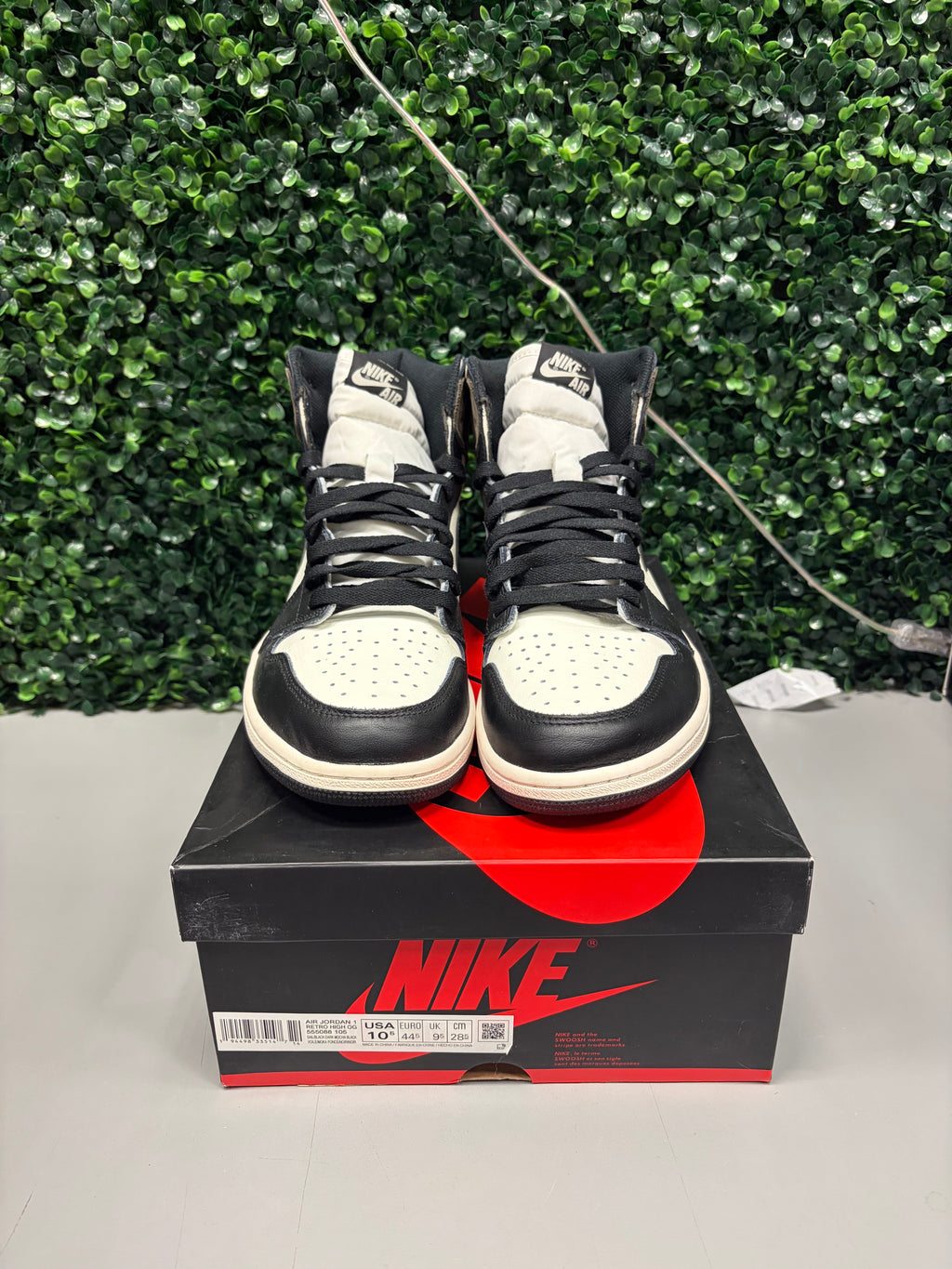 Jordan 1 High "Mocha" Size 10.5 Preowned