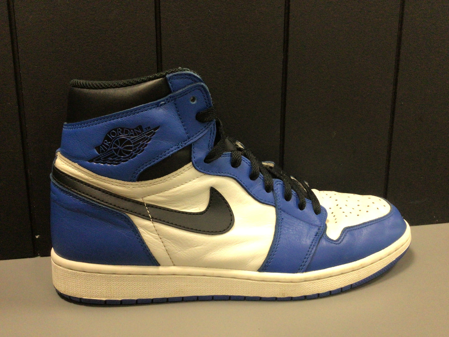 Jordan 1 High “Game Royal” Size 10 Preowned