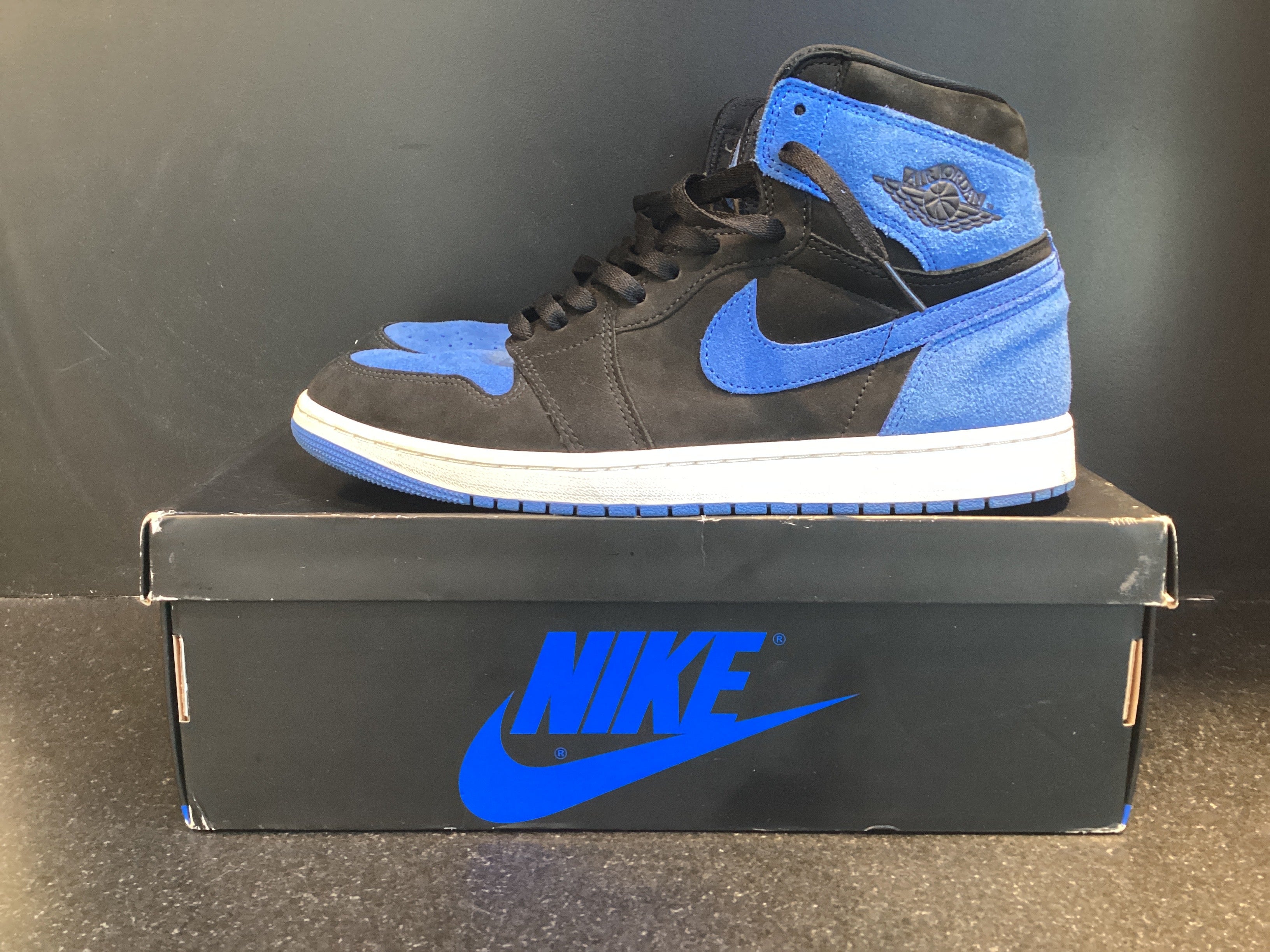 Jordan 1 High “Royal Reimagined” Preowned Size 11.5