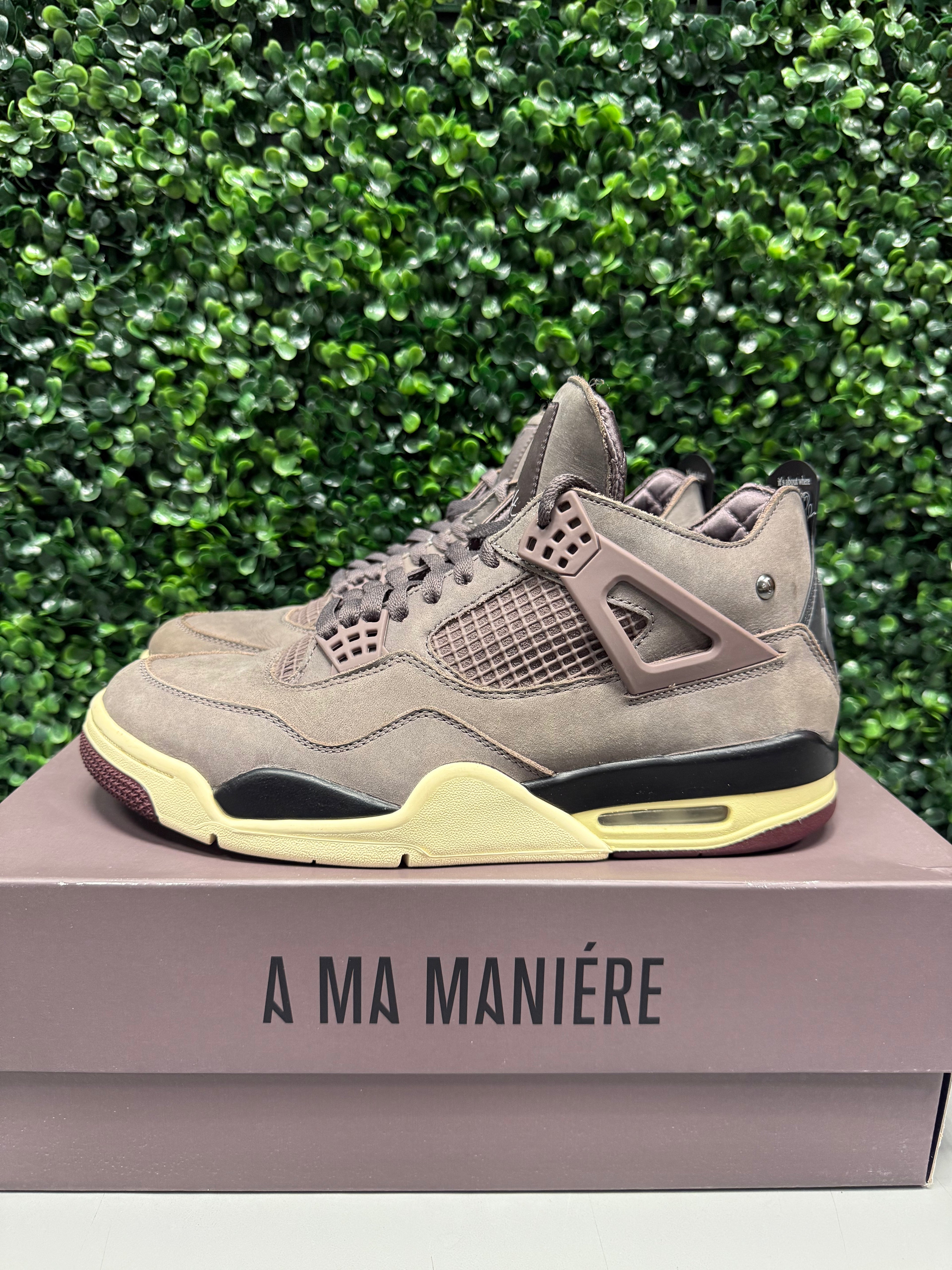 Jordan 4 X A Ma Maniere "Violet Ore" Size 10 Preowned