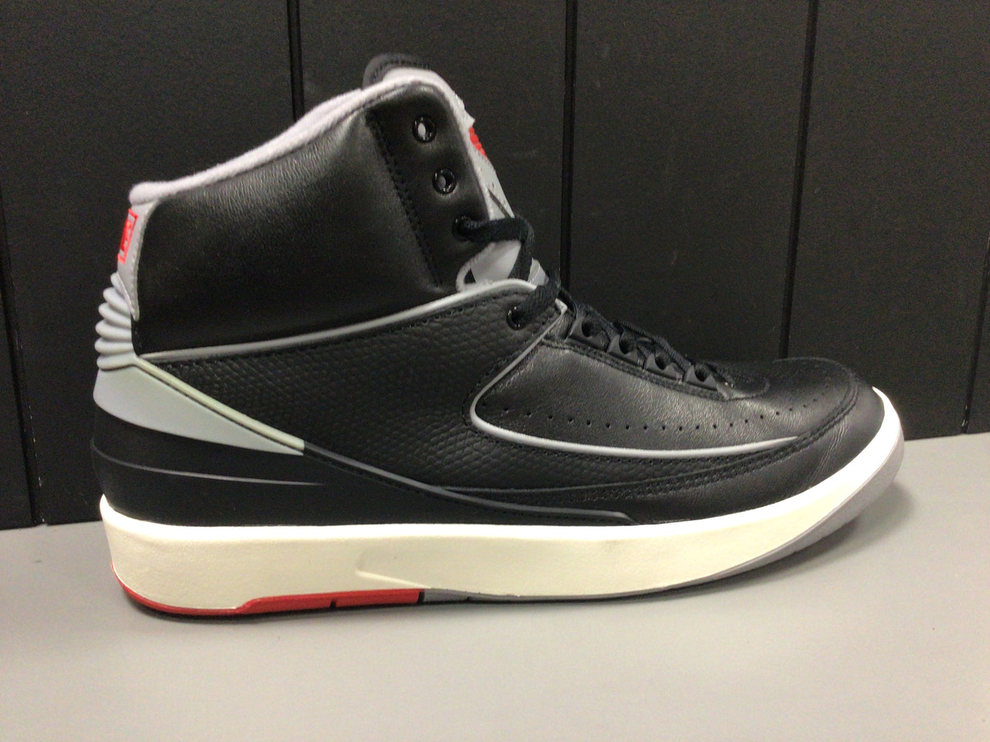 Jordan 2 “Black Cement” Size 12 Preowned