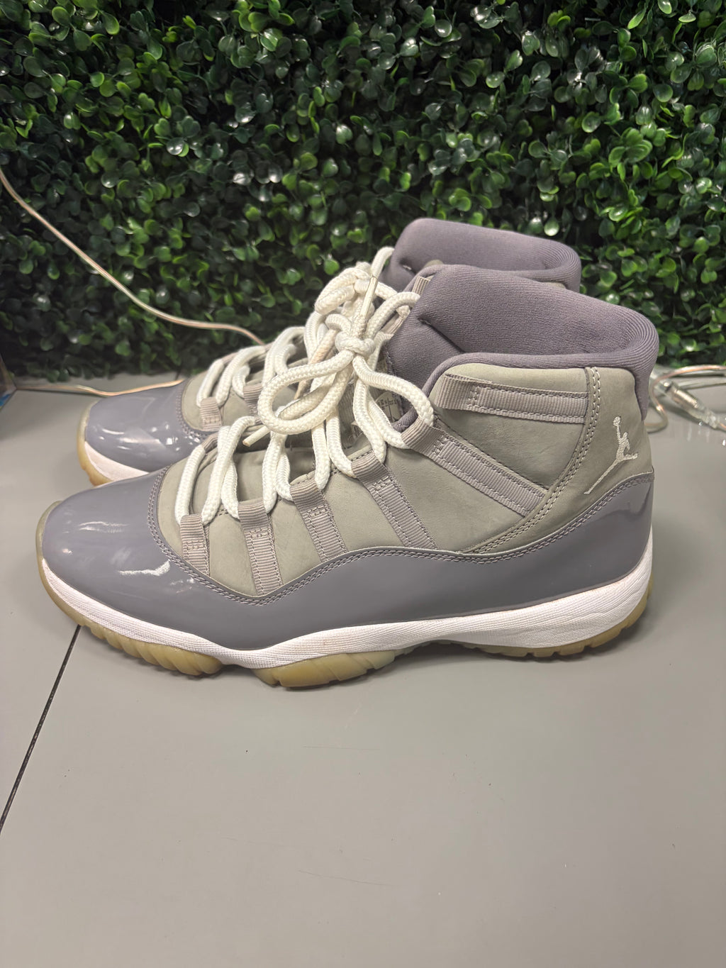 Jordan 11 "Cool Grey" Size 10 Preowned