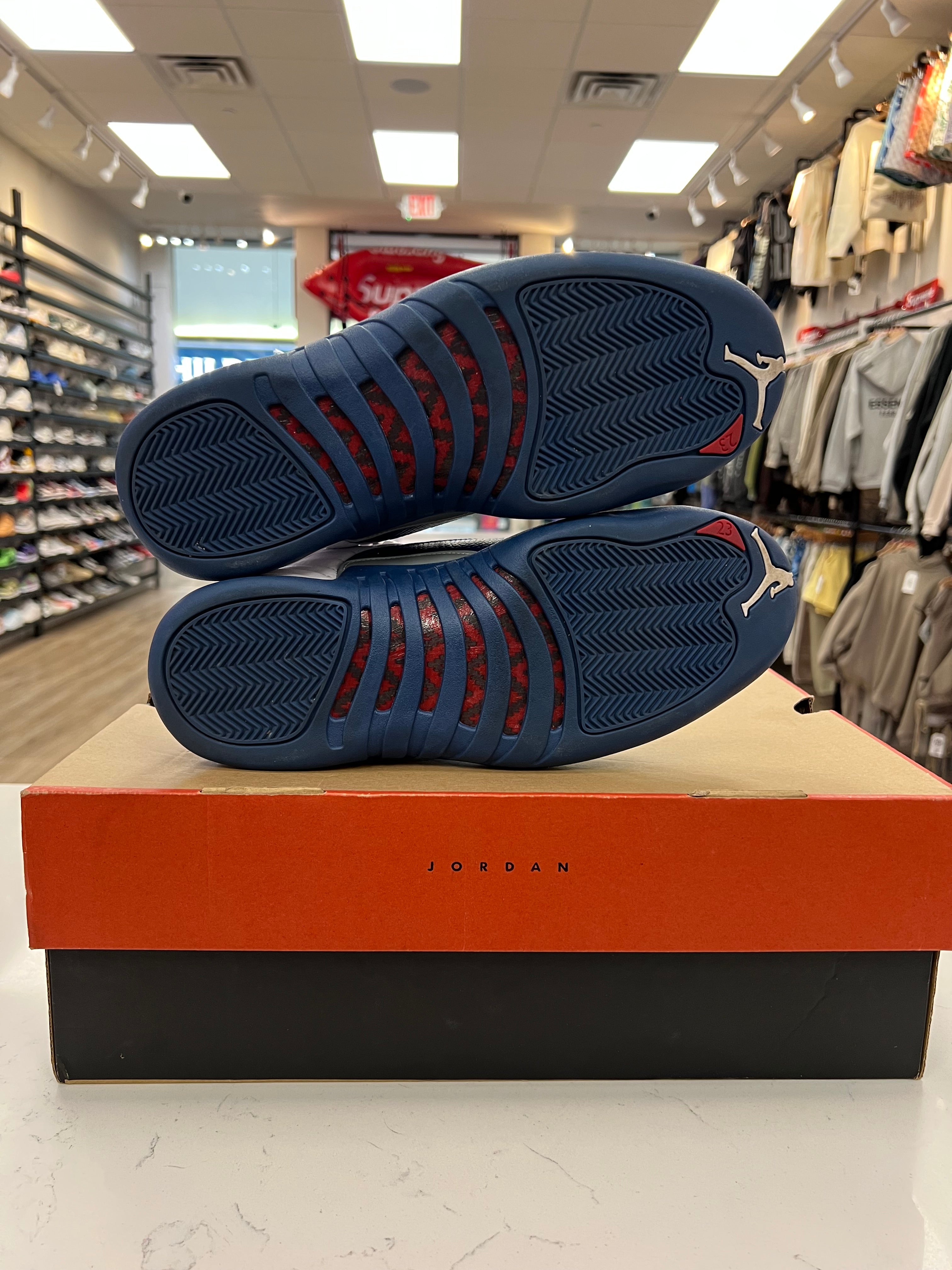 Jordan 12 “French Blue” Size 11M preowned