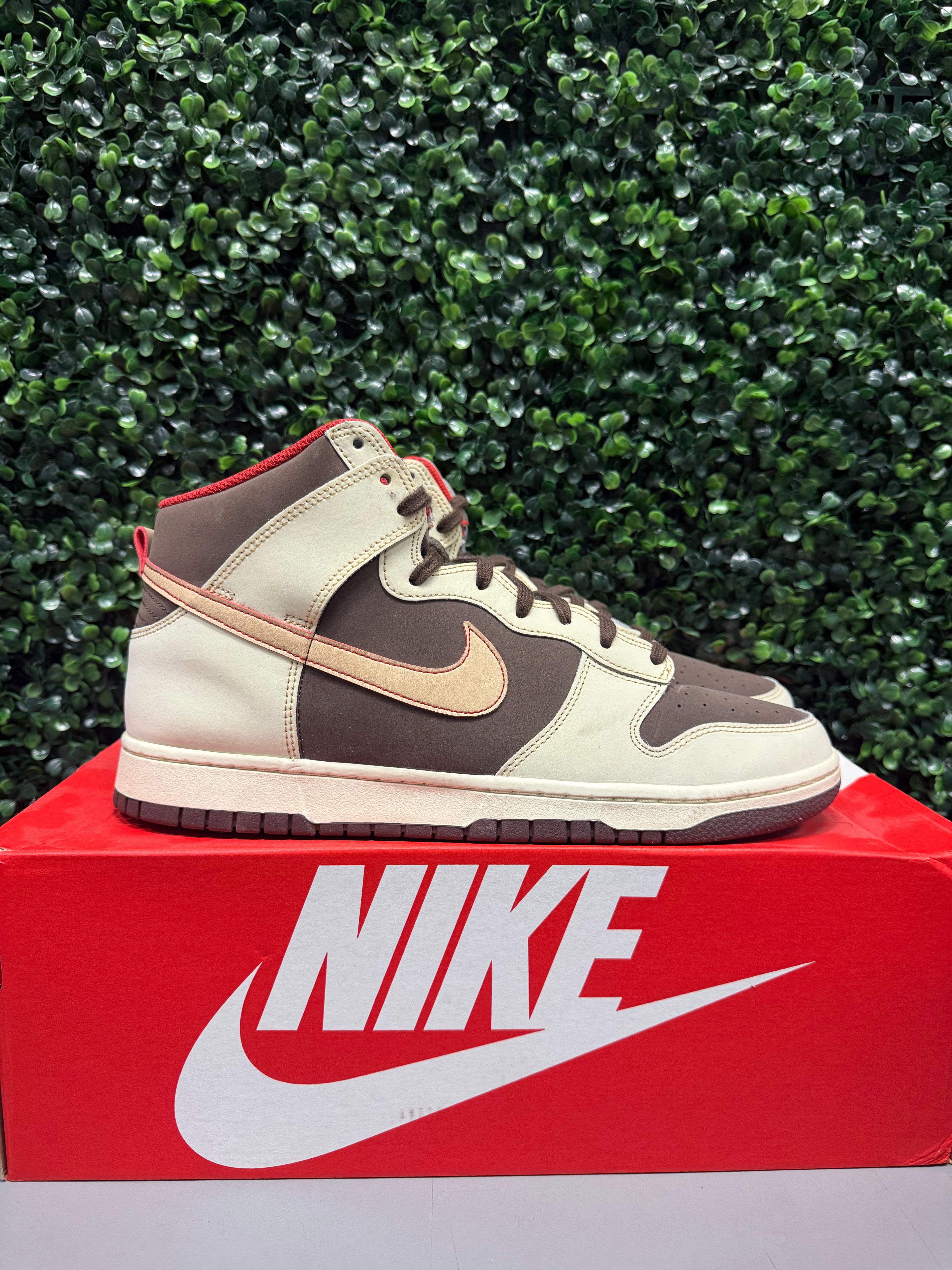 Nike Dunk High "Baroque Brown" Size 12 Preowned