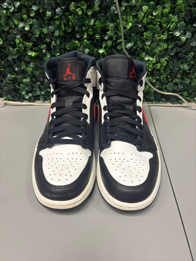 Jordan 1 Mid "Chile" Size 9.5 Preowned