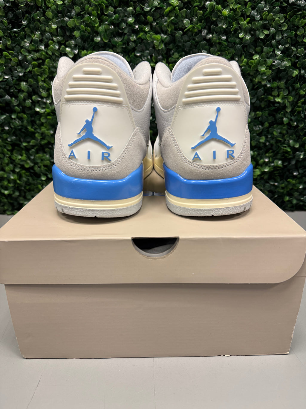 Jordan 3 Retro "Lucky Shorts" Size 13 Preowned