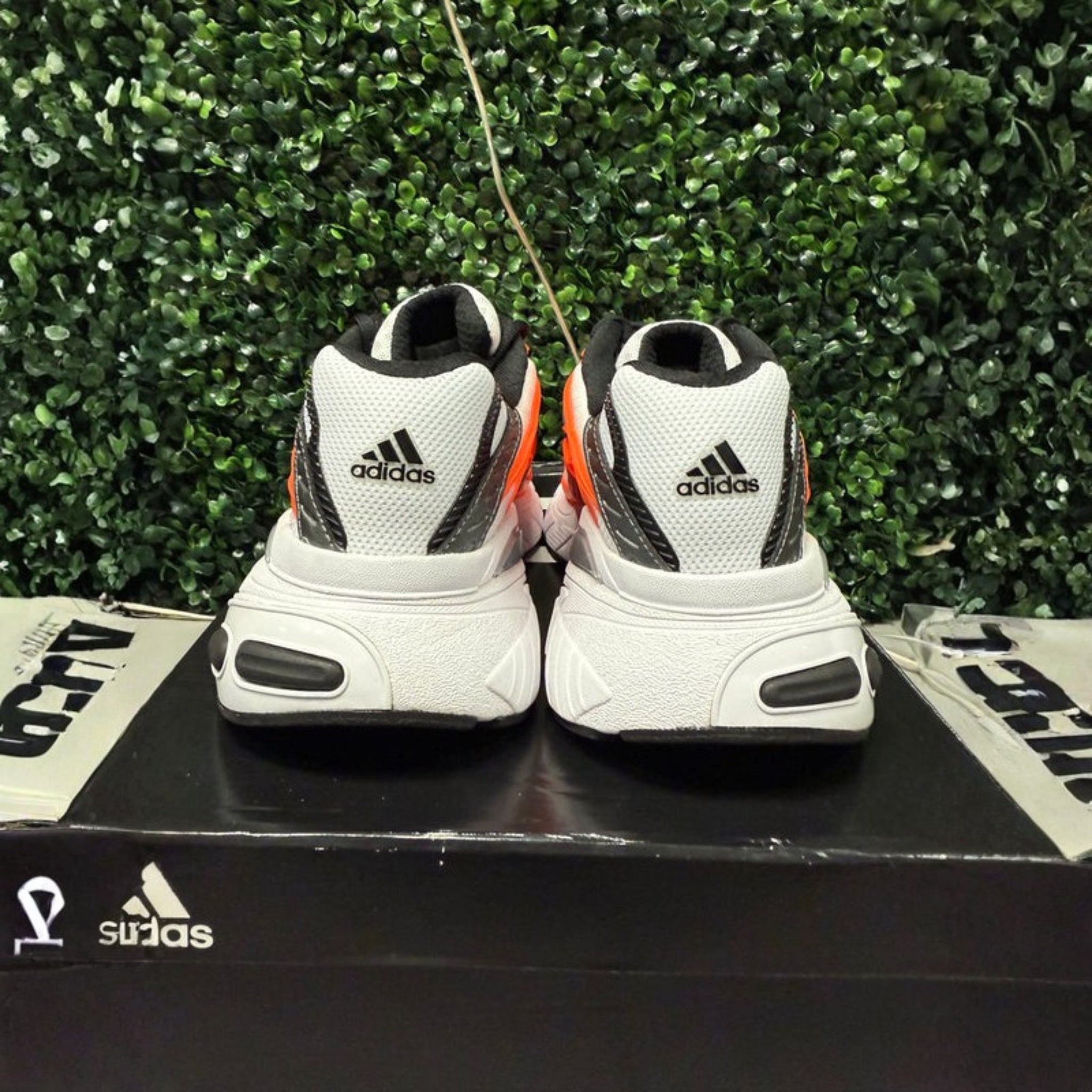 Adidas Adistar XLG 2.0 "Solar Orange" Size 9.5 Preowned