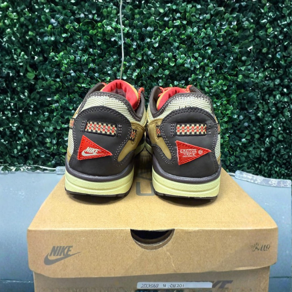 Nike Air Max 1 X Travis Scott "Baroque Brown" Size 11 Preowned