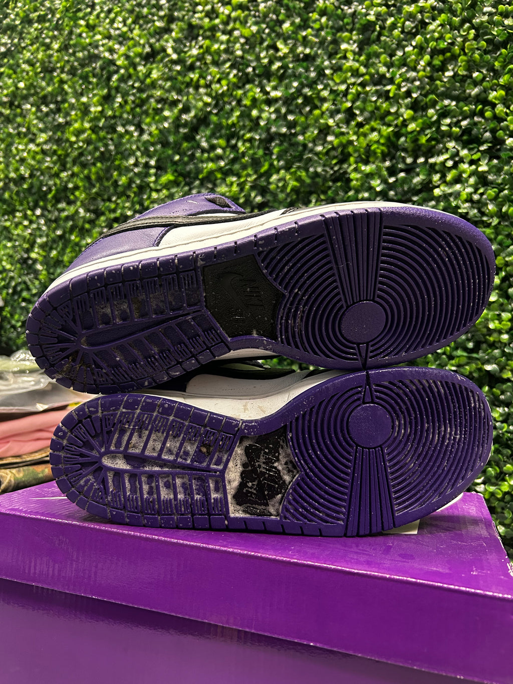 Sb Dunk Low "Court Purple" Size 9.5 Preowned