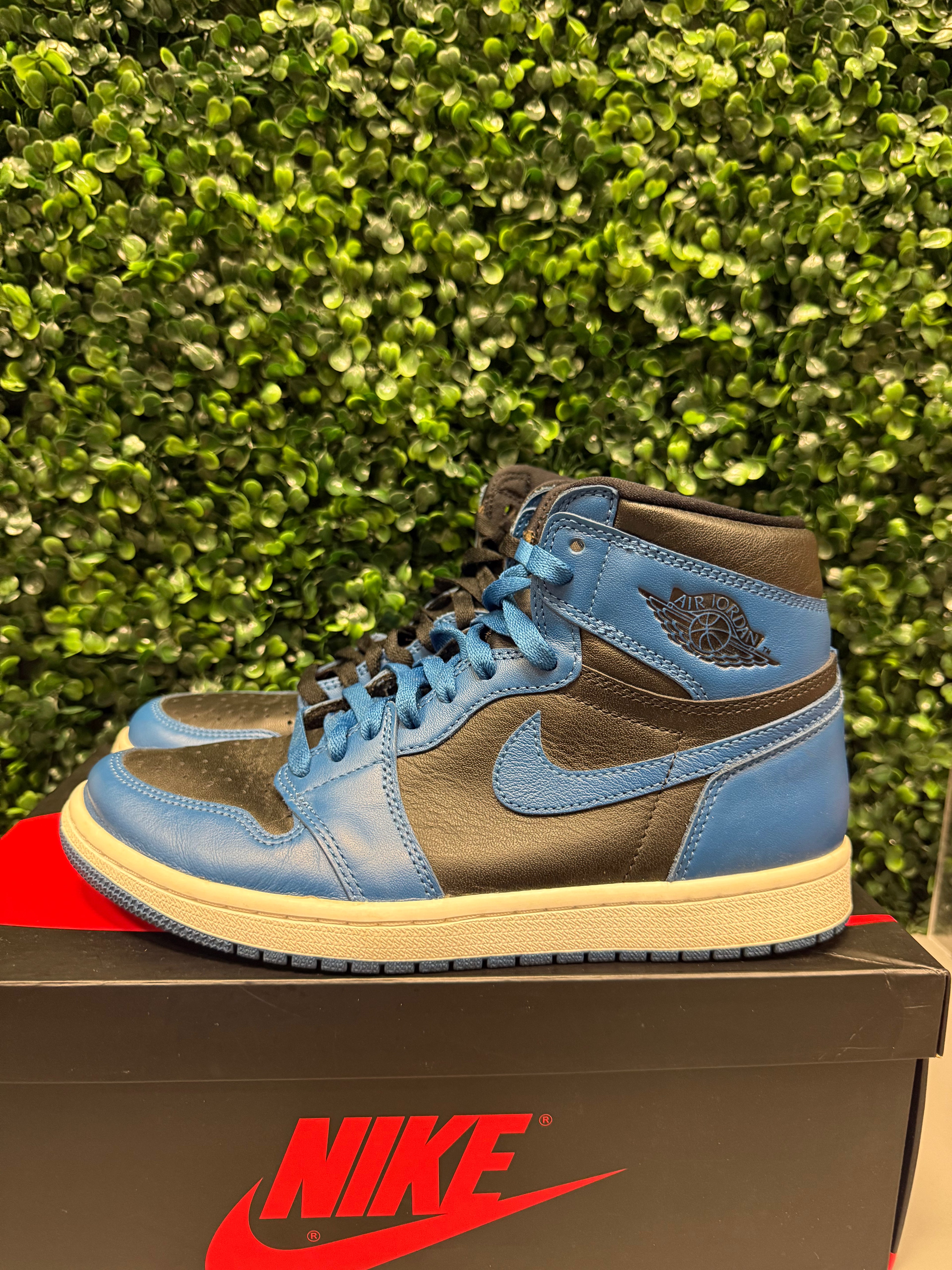 Air Jordan 1 High "Marina" Size 7.5 Preowned