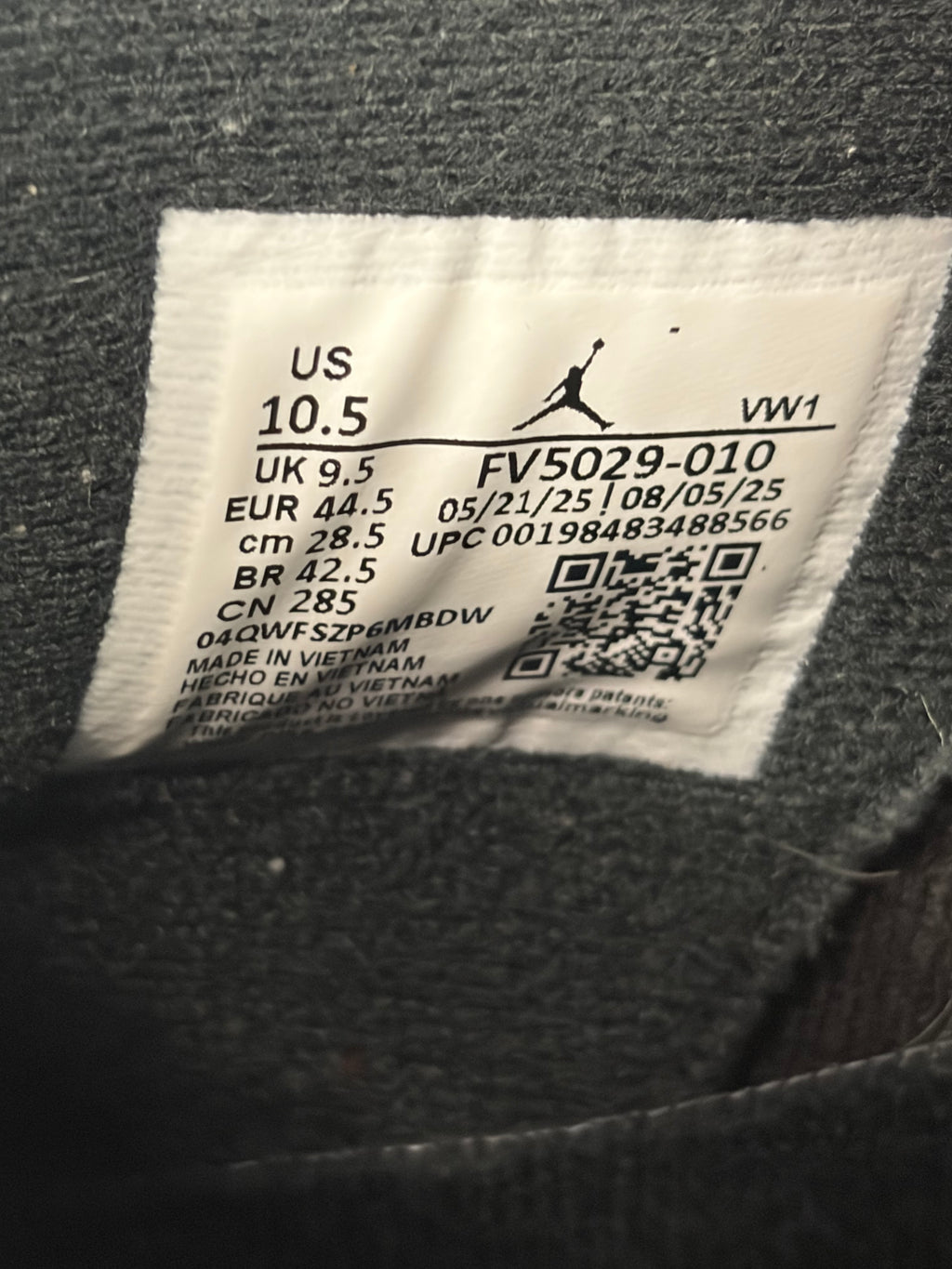 Jordan 4 "Black Cat" Size 10.5 Preowned