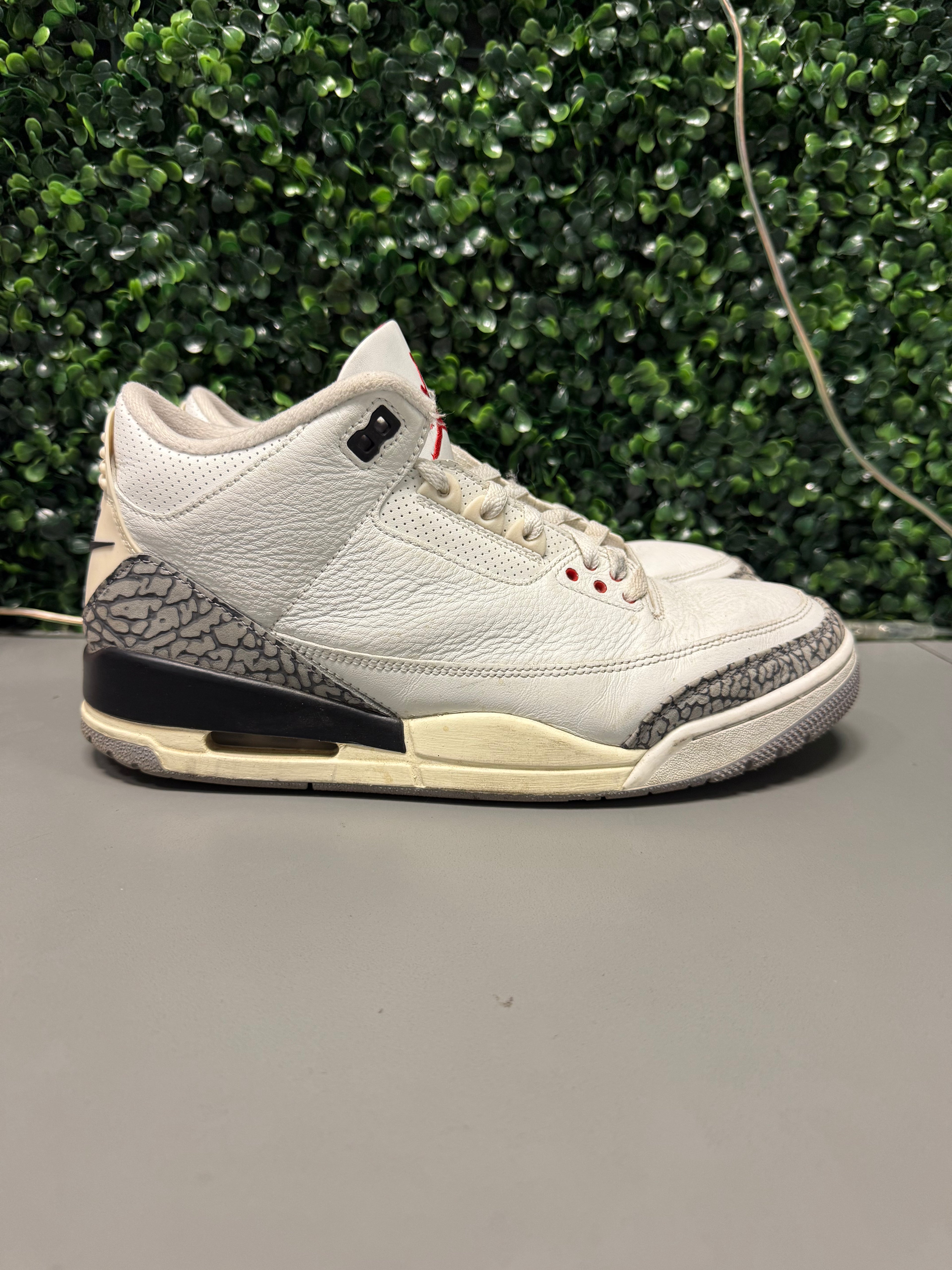 Jordan 3 "White Cement Reimagined" Size 10.5 Preowned