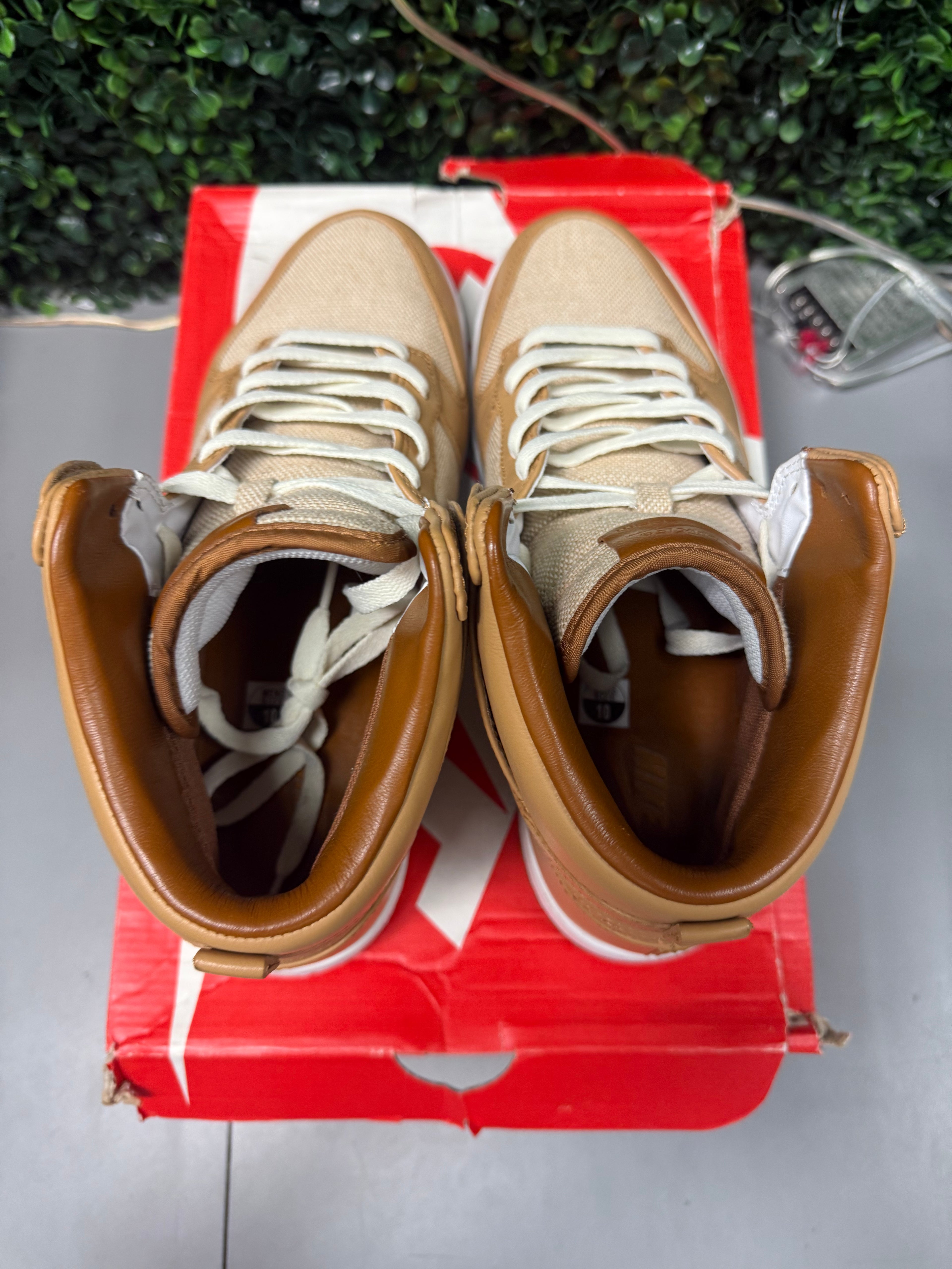 Nike Dunk High "Acorn" Size 10 Preowned