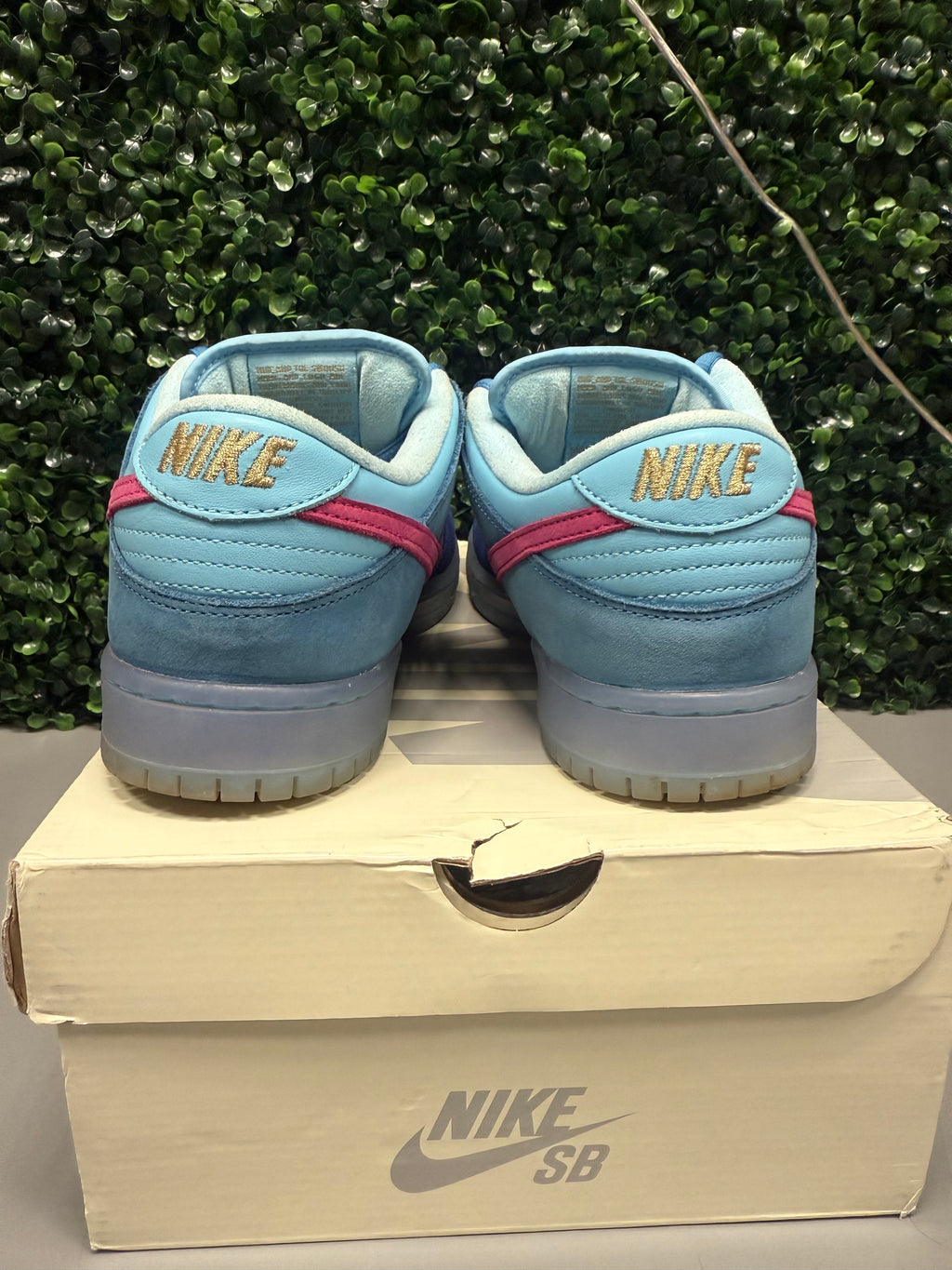 Nike SB Dunk Low "Run The Jewels" Size 9.5 Preowned