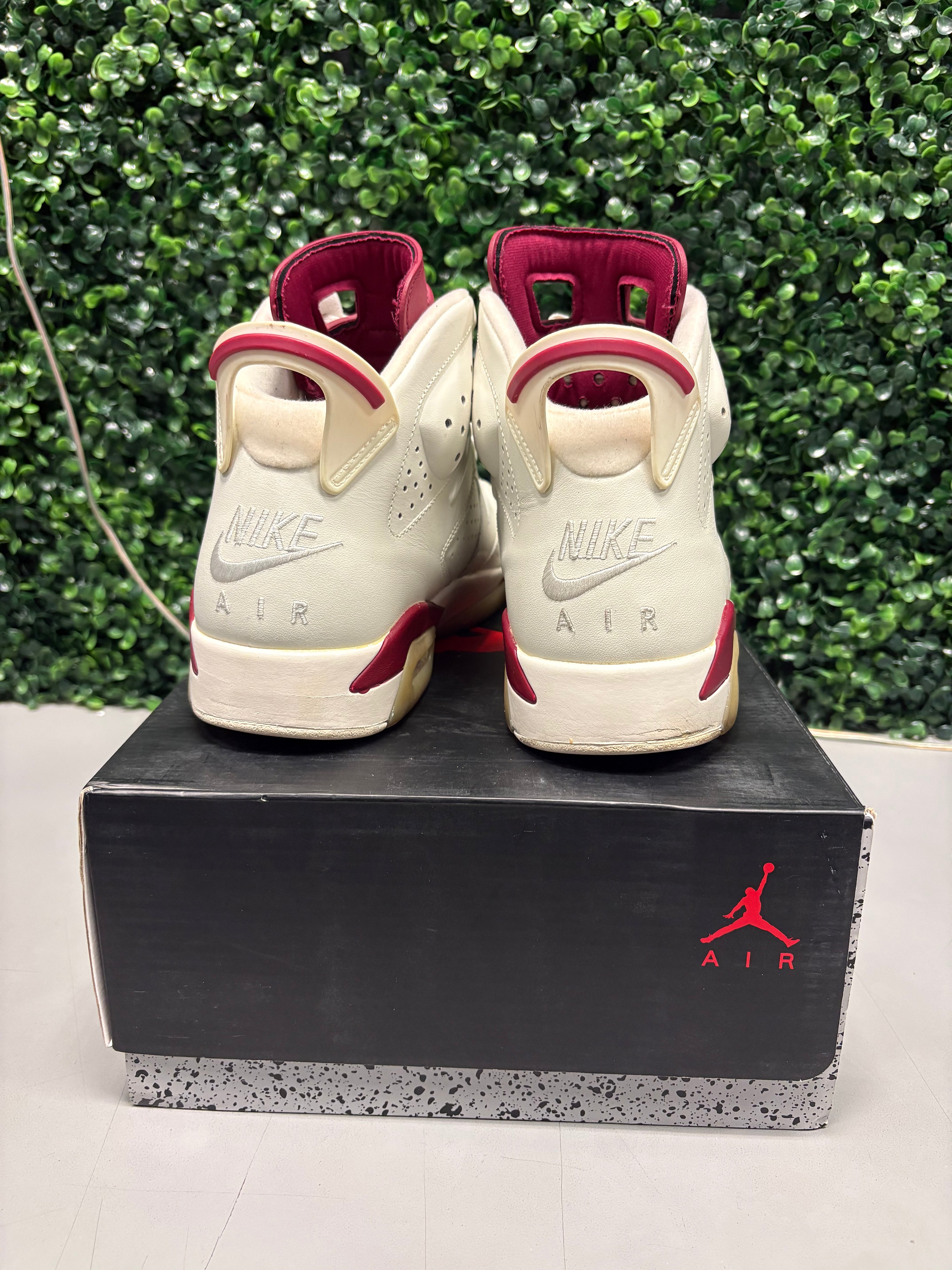 Jordan 6 "Maroon" Size 10.5 Preowned