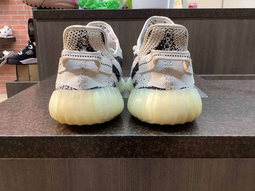 Yeezy 350 “Zebra” Preowned Size 11 No Box