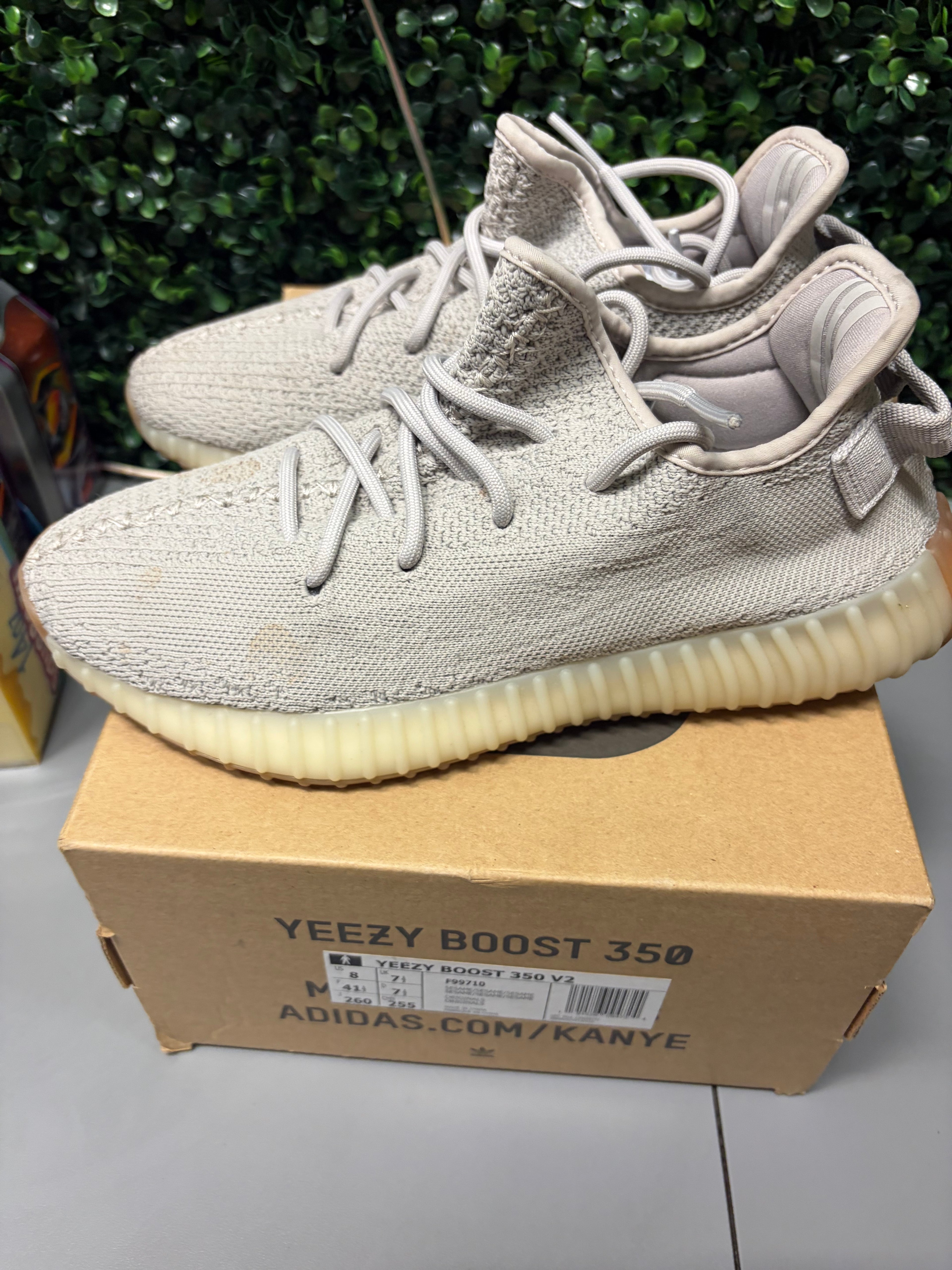 adidas Yeezy Boost 350 V2 "Sesame" Size 8 Preowned