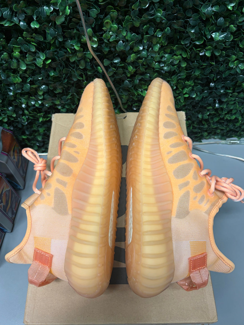 adidas Yeezy Boost 350 V2 "Mono Clay" Size 11 Preowned