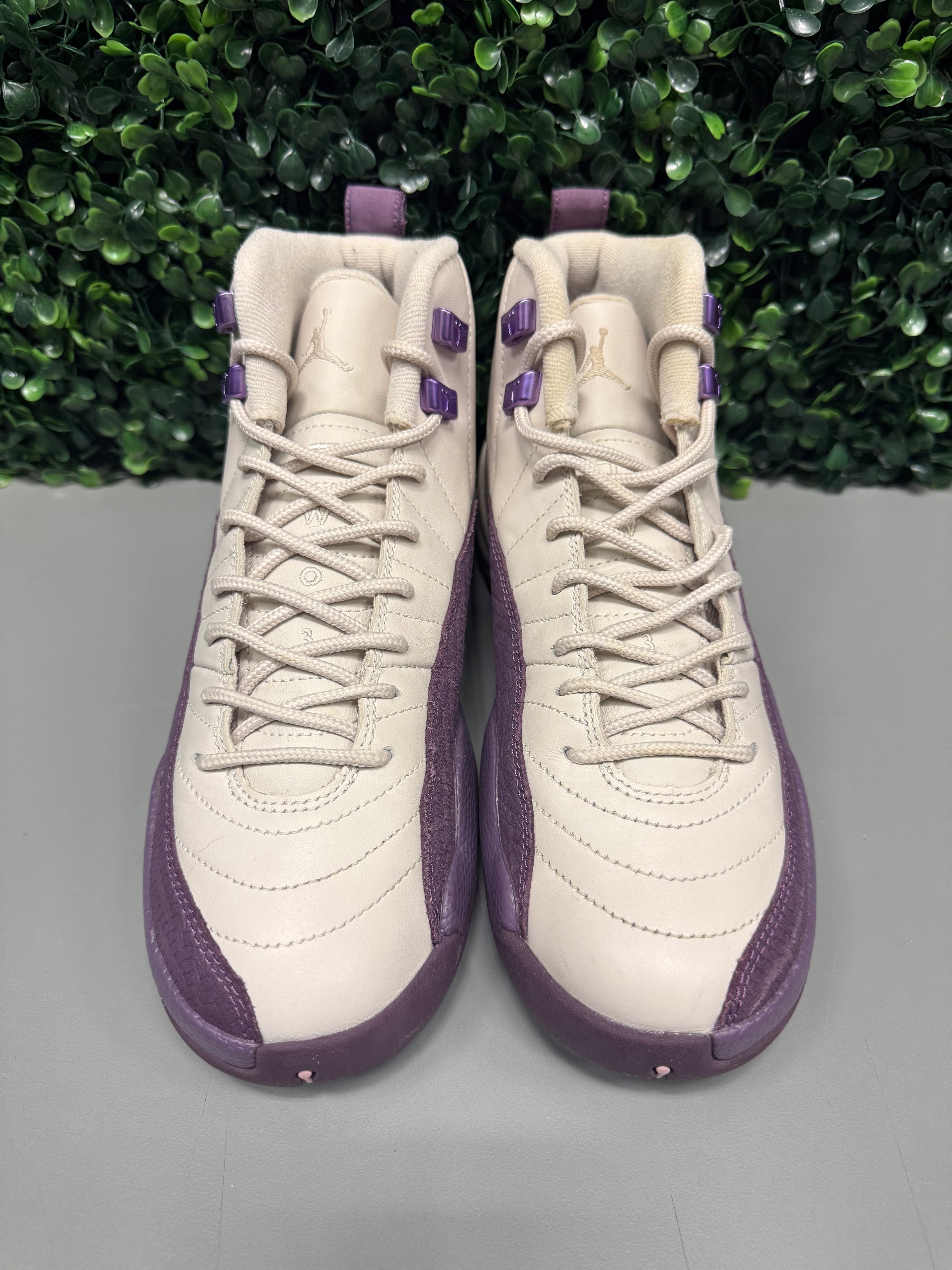 Jordan 12 "Desert Sand" Size 7Y / 8.5W Preowned