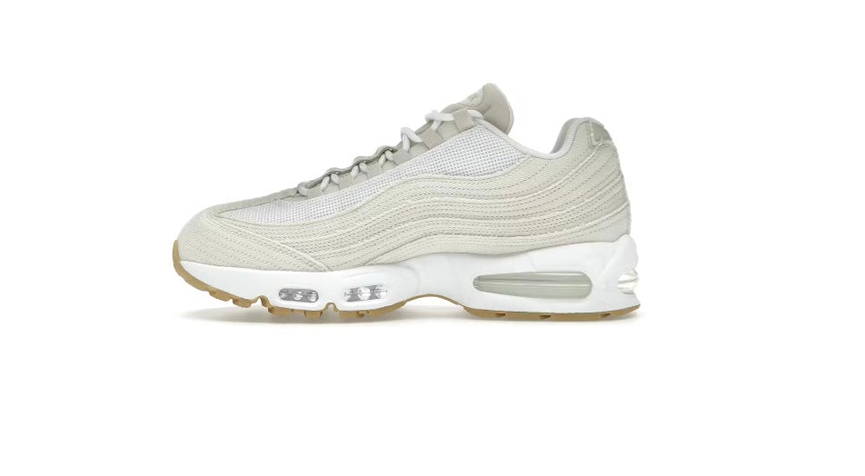 Nike Air Max 95 OG “Levi’s Light Orewood Brown”