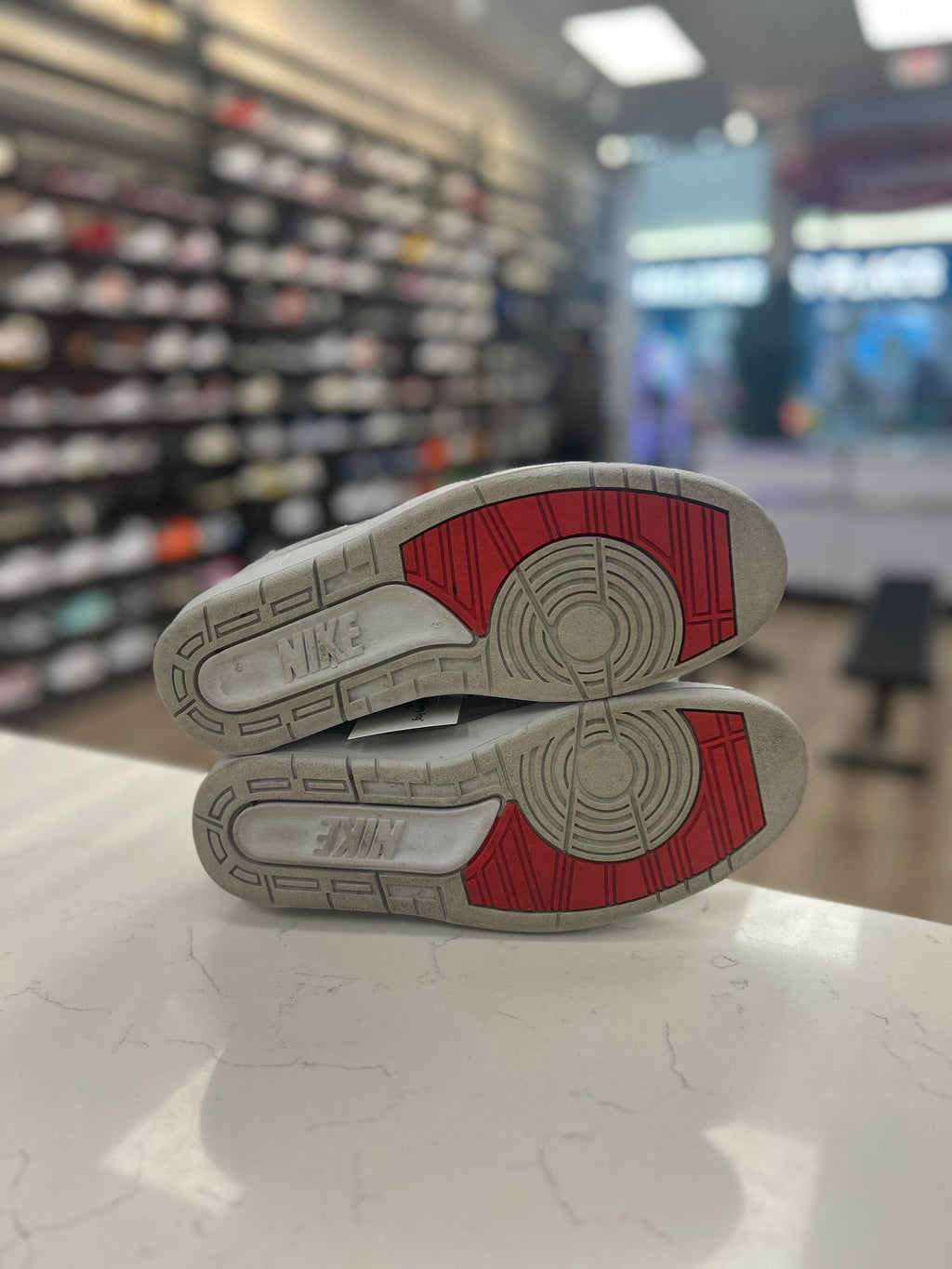 Jordan 2 Retro SP “Union Grey Fog” Preowned Size 9M