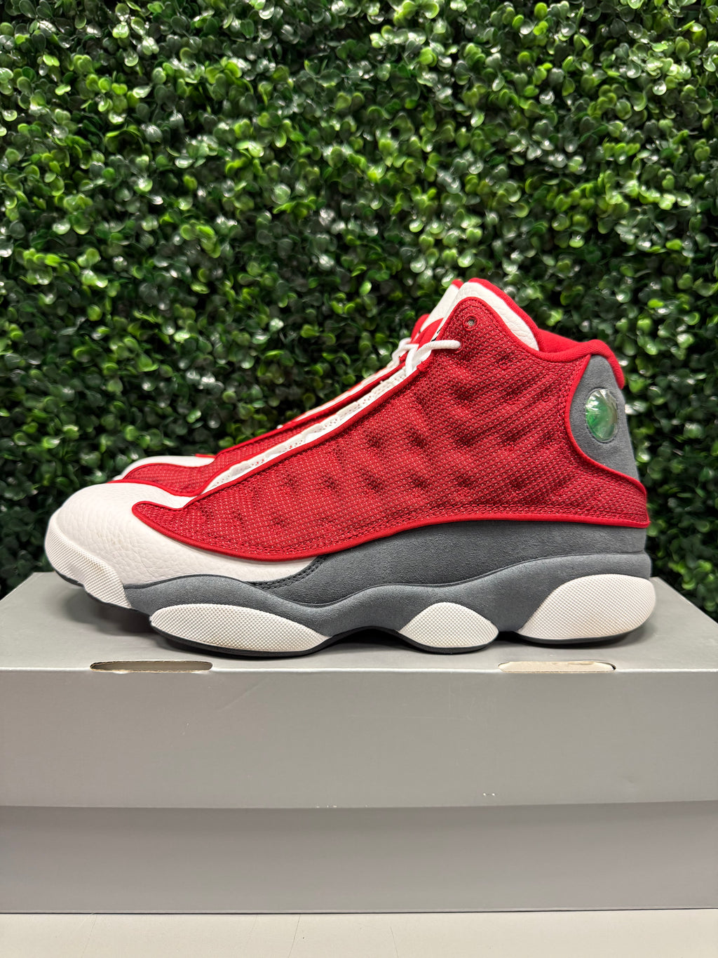 Jordan 13 "Gym Red Flint Grey" Size 10.5 Preowned