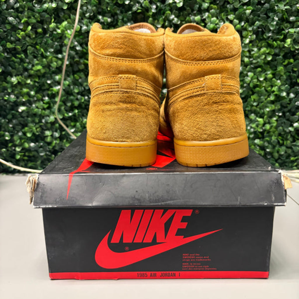 Jordan 1 Retro High "Wheat" Size 11 Preowned