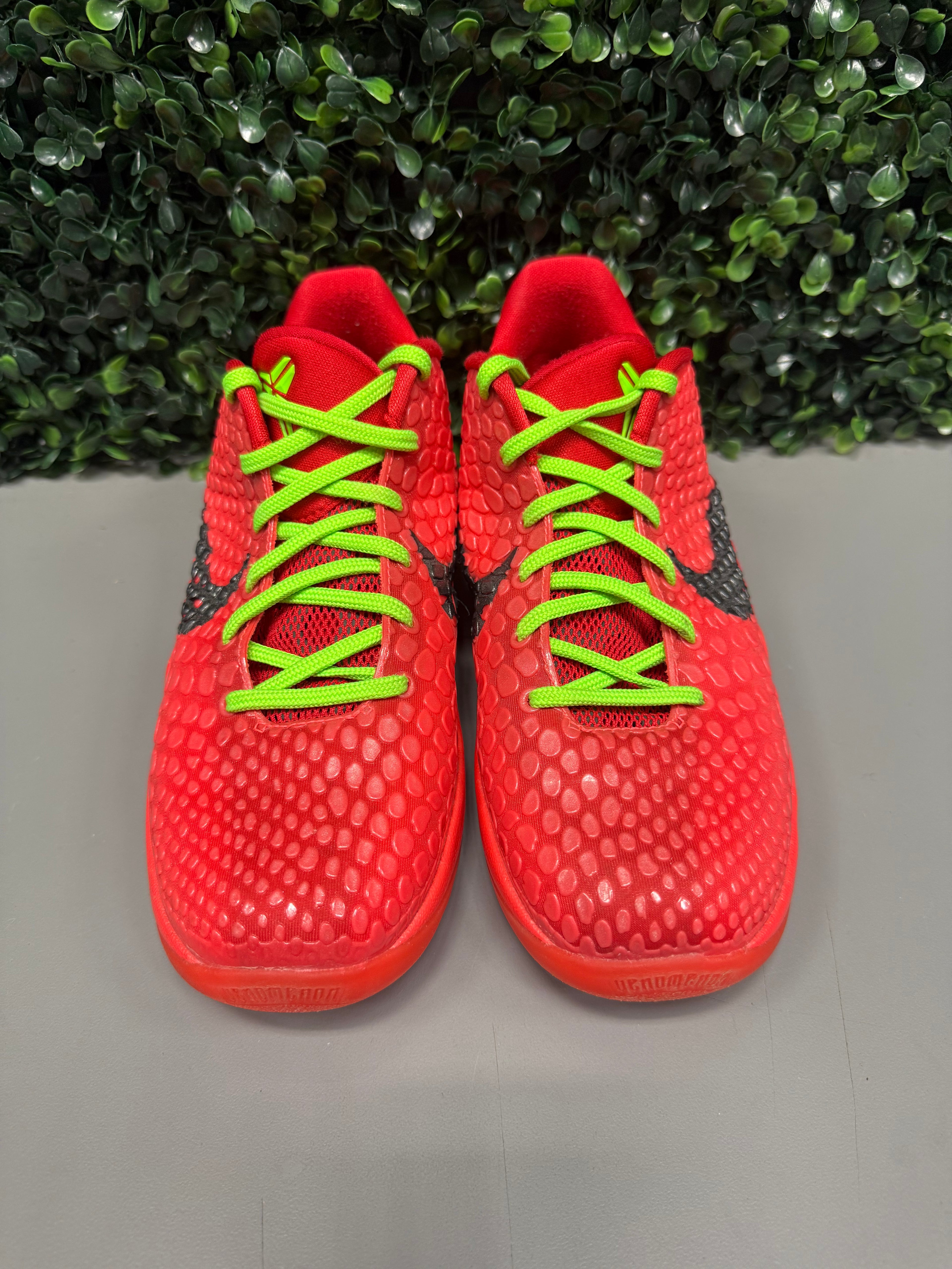 Nike Kobe 6 Protro “Reverse Grinch” Size 5Y Preowned #2