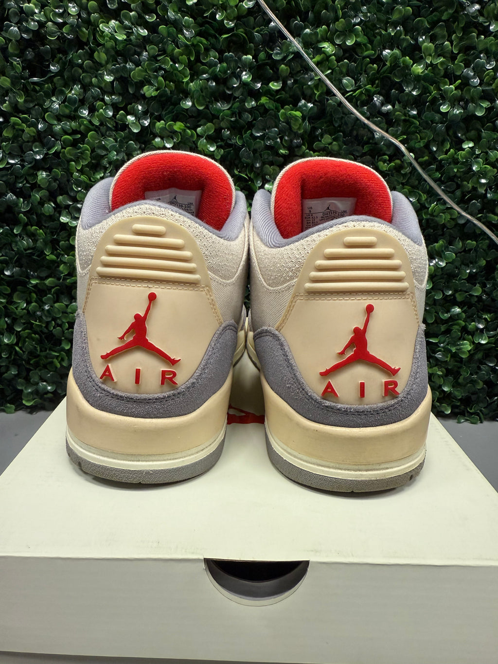 Jordan 3 Retro "Muslin"Size 9 Preowned