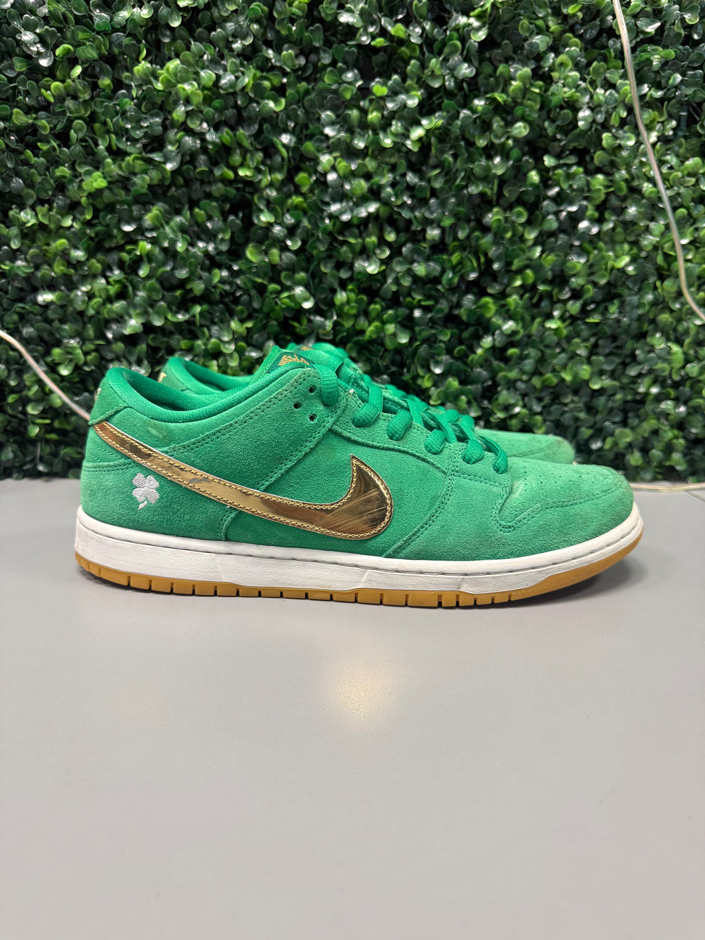 Nike SB Dunk Low “St Patricks Day” Size 11 Preowned