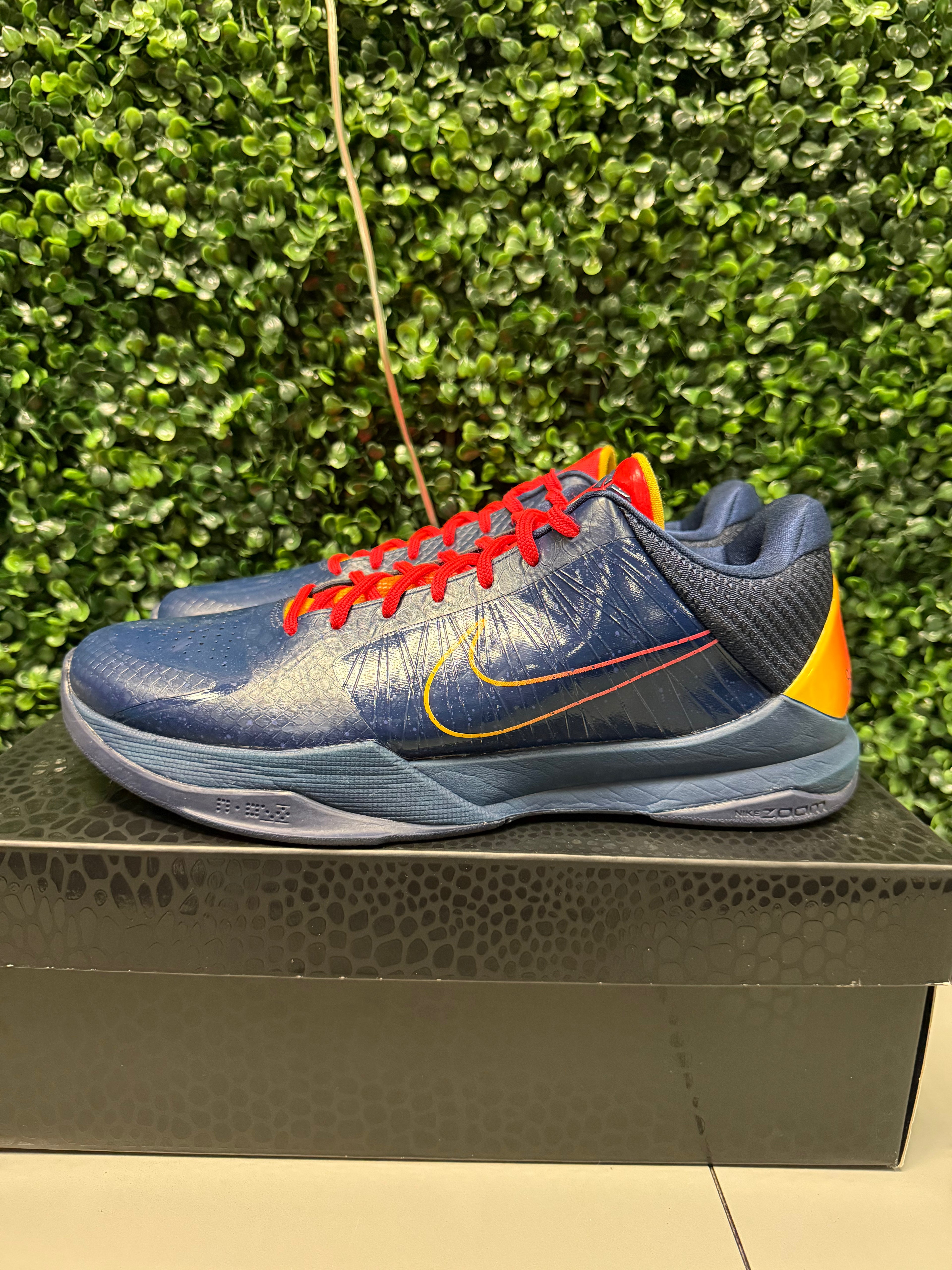 Nike Kobe 5 Protro Caitlin Clark "Indiana Fever" Size 11 Preowned