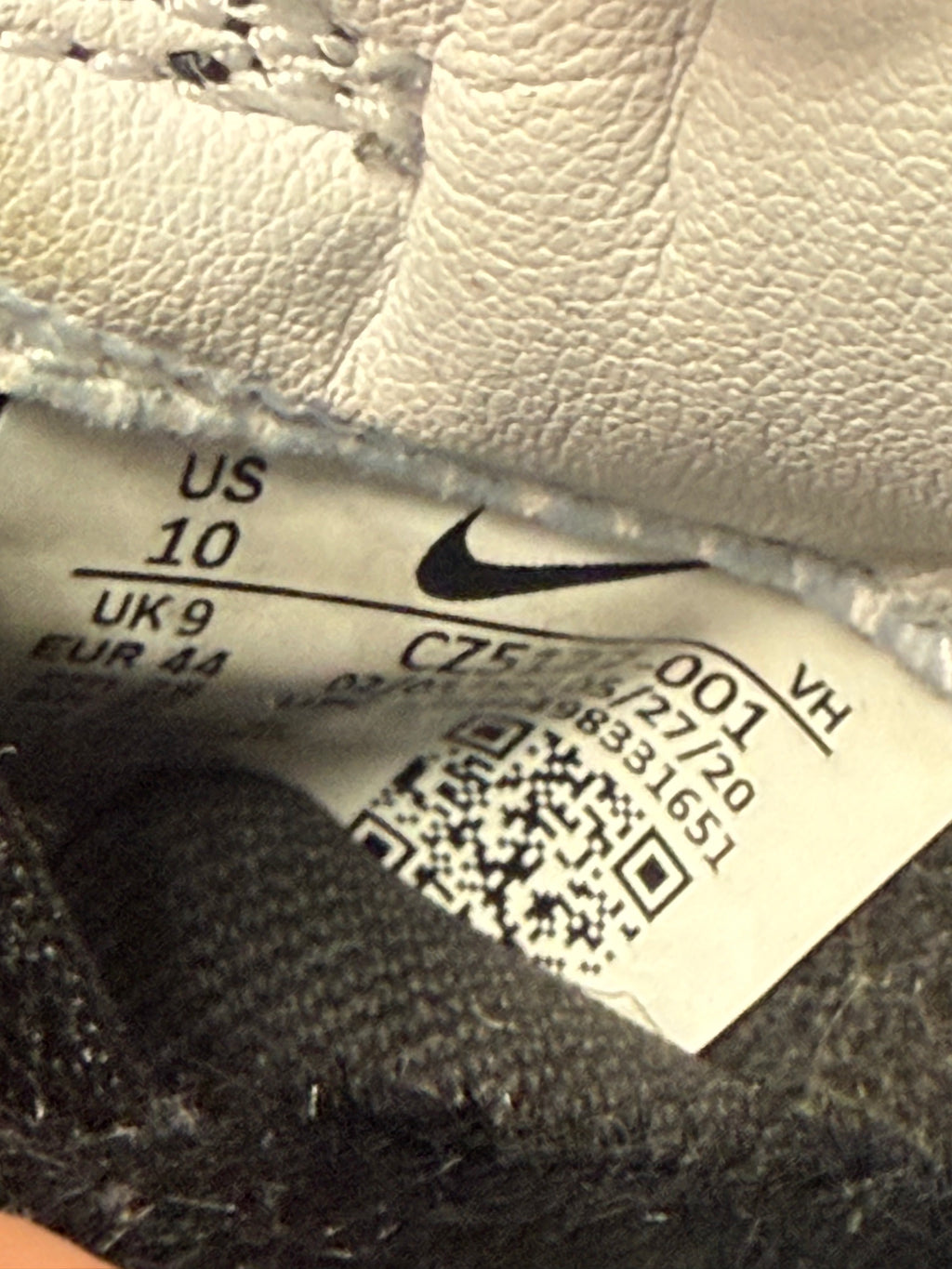 Nike SB Dunk Low "Medicom Toy" Size 10 Preowned