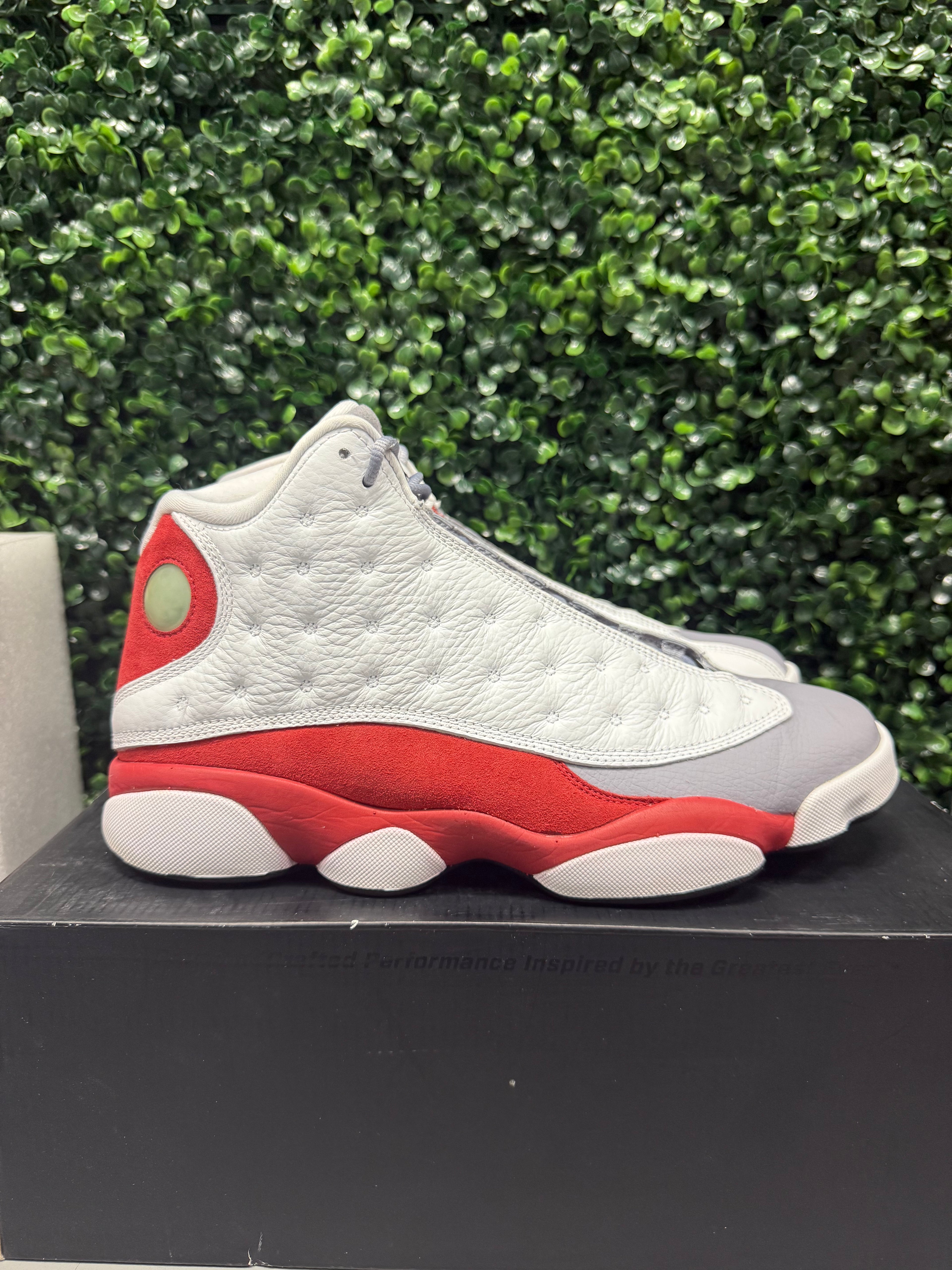 Jordan 13 "Grey Toe" Size 10 Preowned
