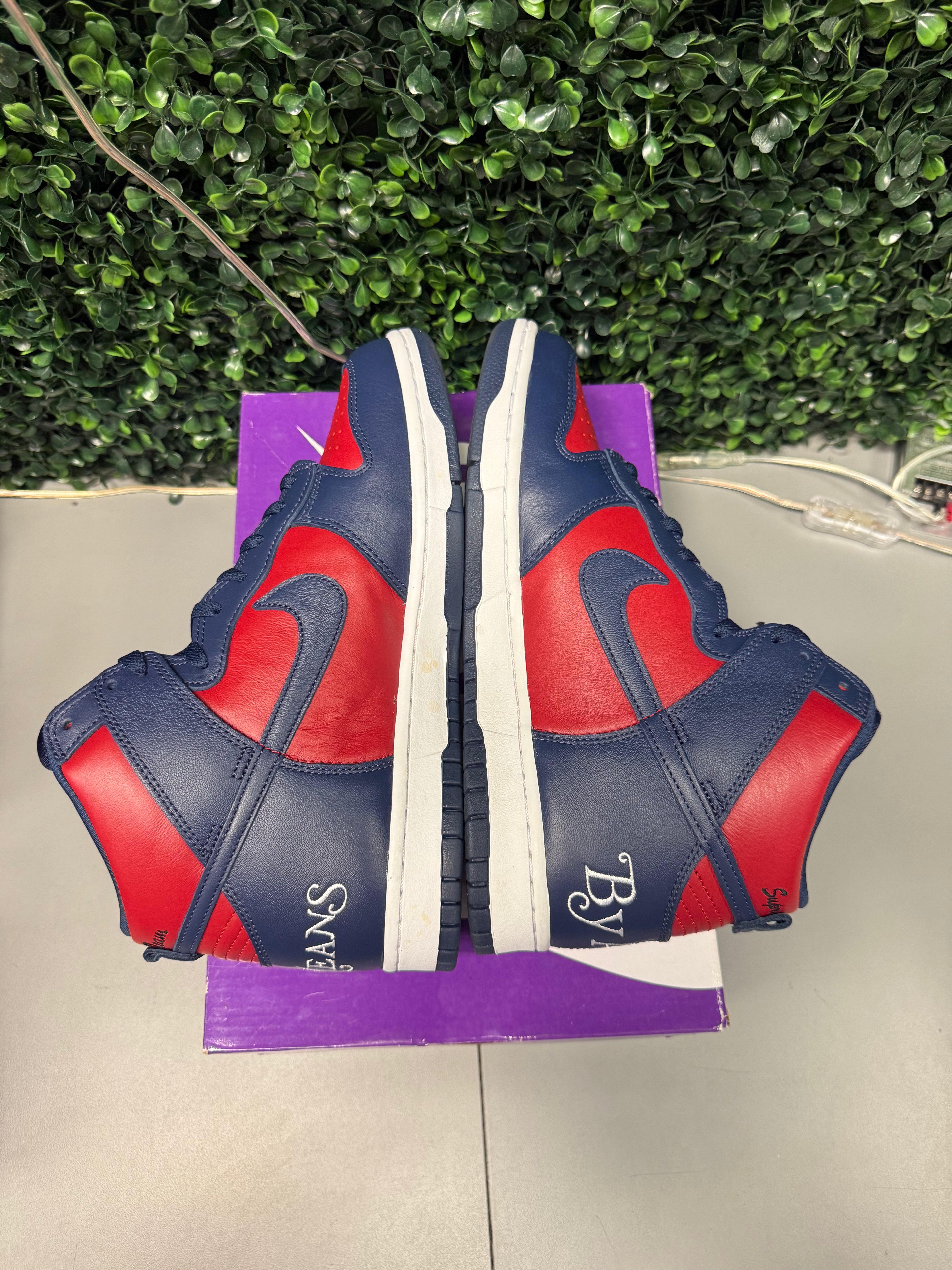 Nike SB Dunk High Supreme "By Any Means Navy "Size 9 Preowned