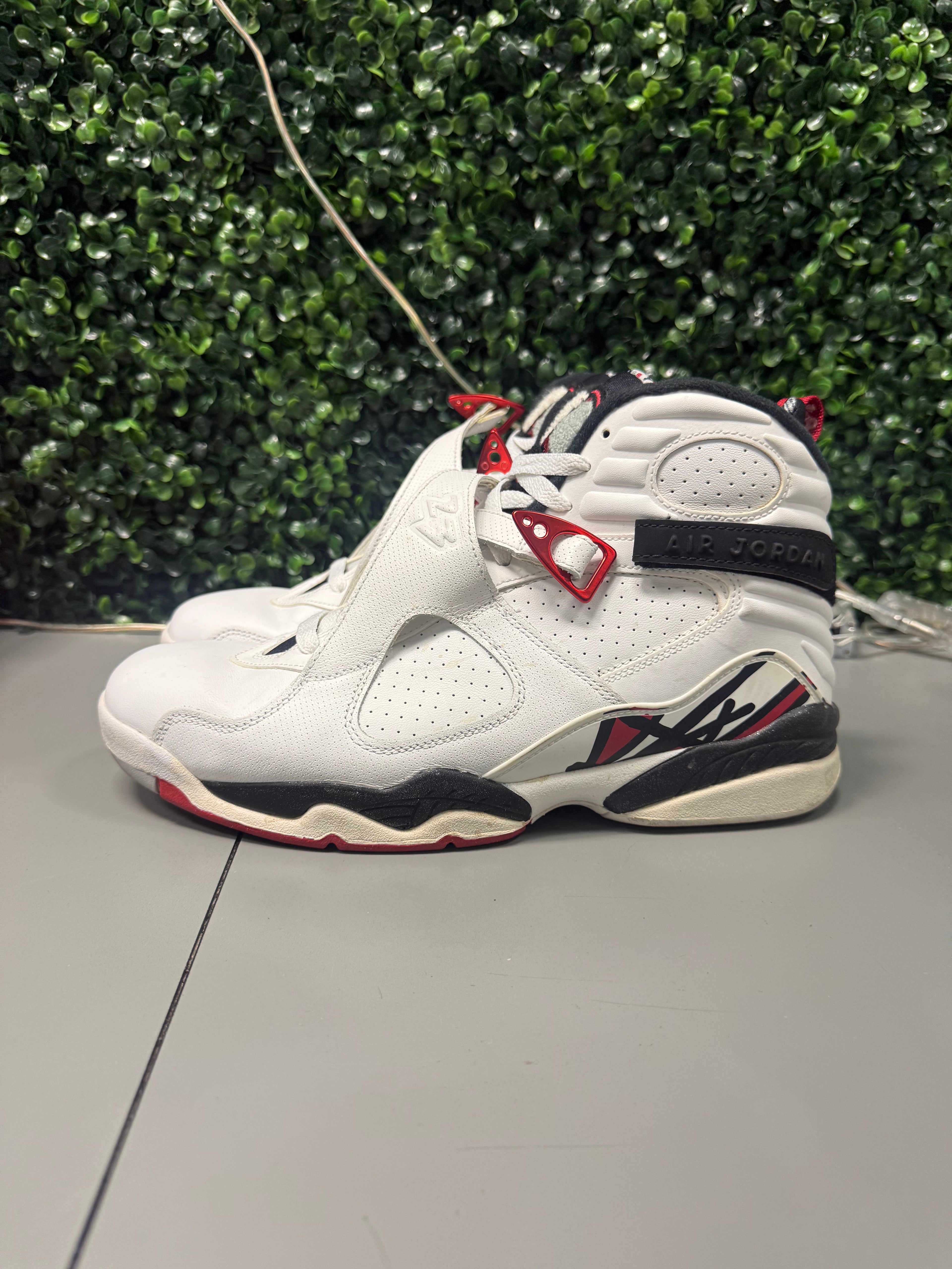 Jordan 8 "Alternate" Size 10 Preowned
