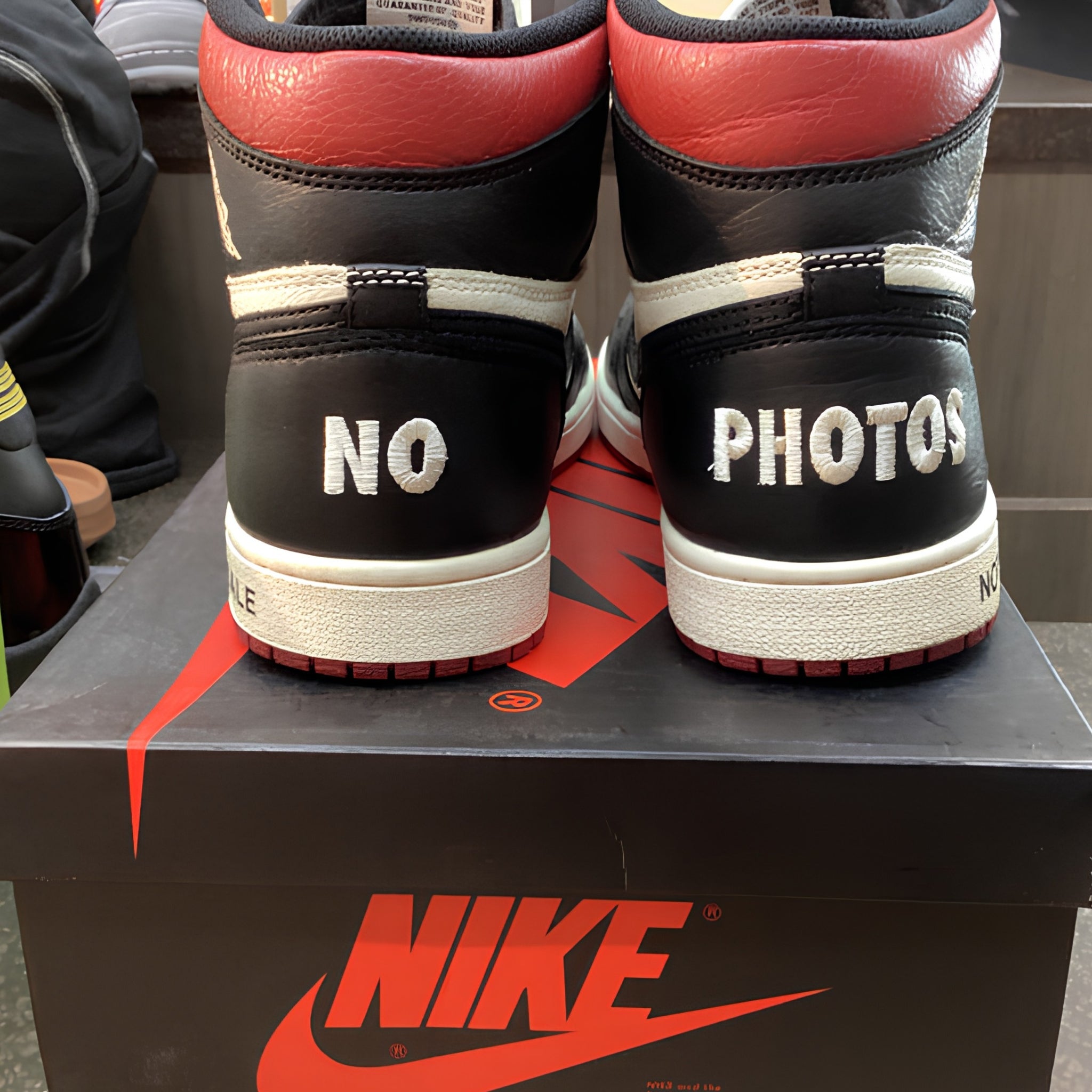 Jordan 1 High “Not For Resale Varsity Red” Preowned Size 10