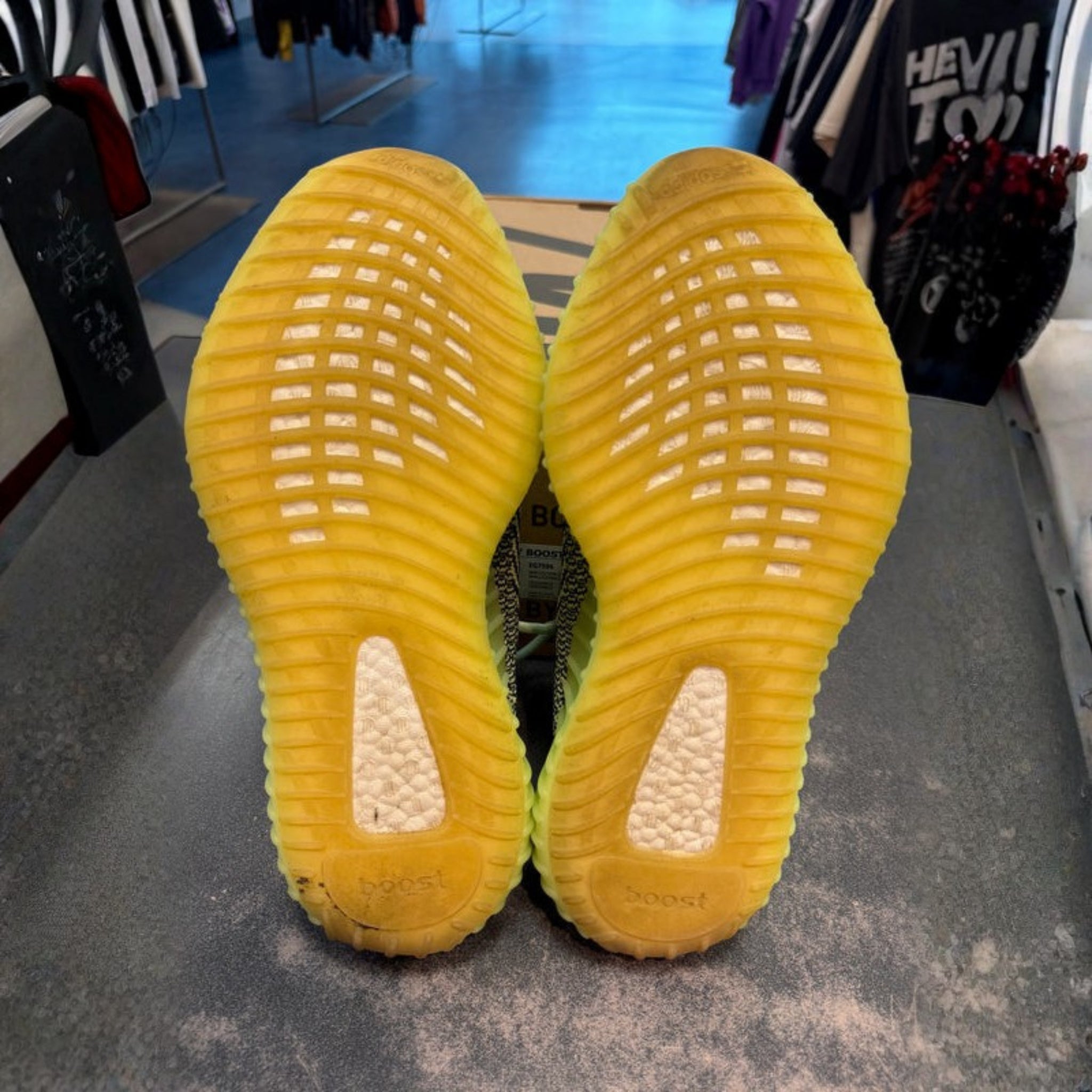 adidas Yeezy Boost 350 V2 'Yeezreel' (Non-Reflective) Size 10 Preowned