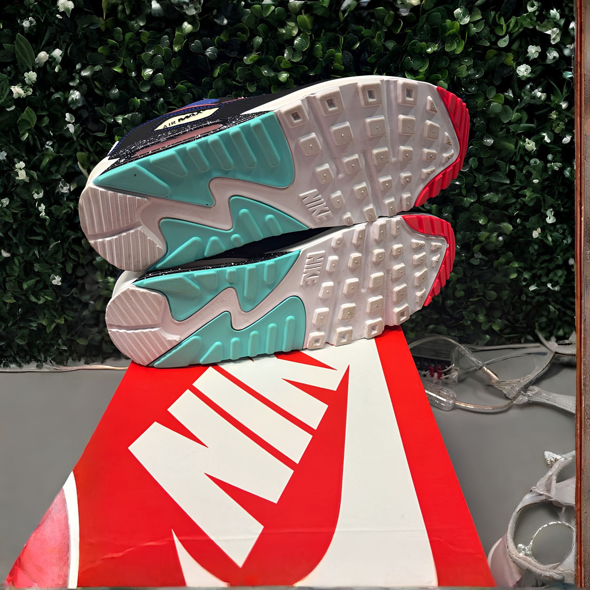 Nike Air Max 90 Supernova (2020) Size 10.5 Preowned