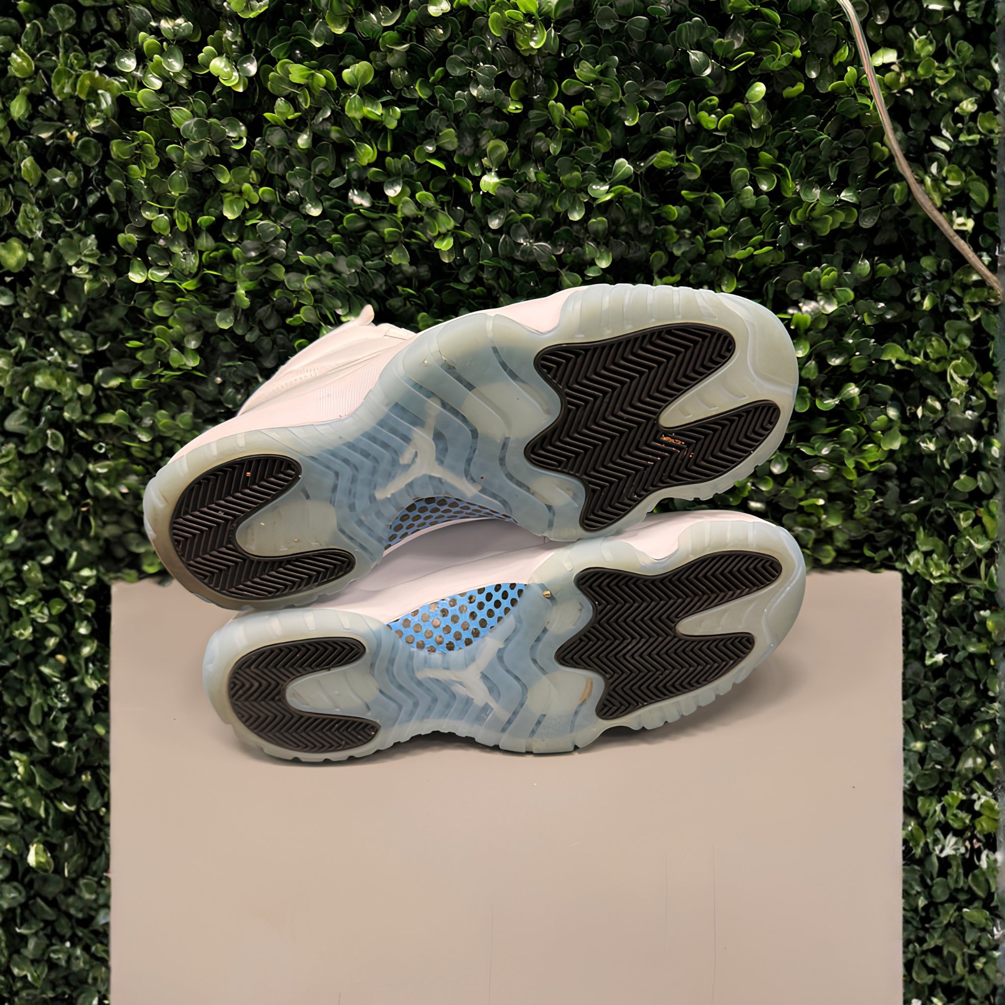 Jordan 11 High "Legend Blue" Size 11 Preowned