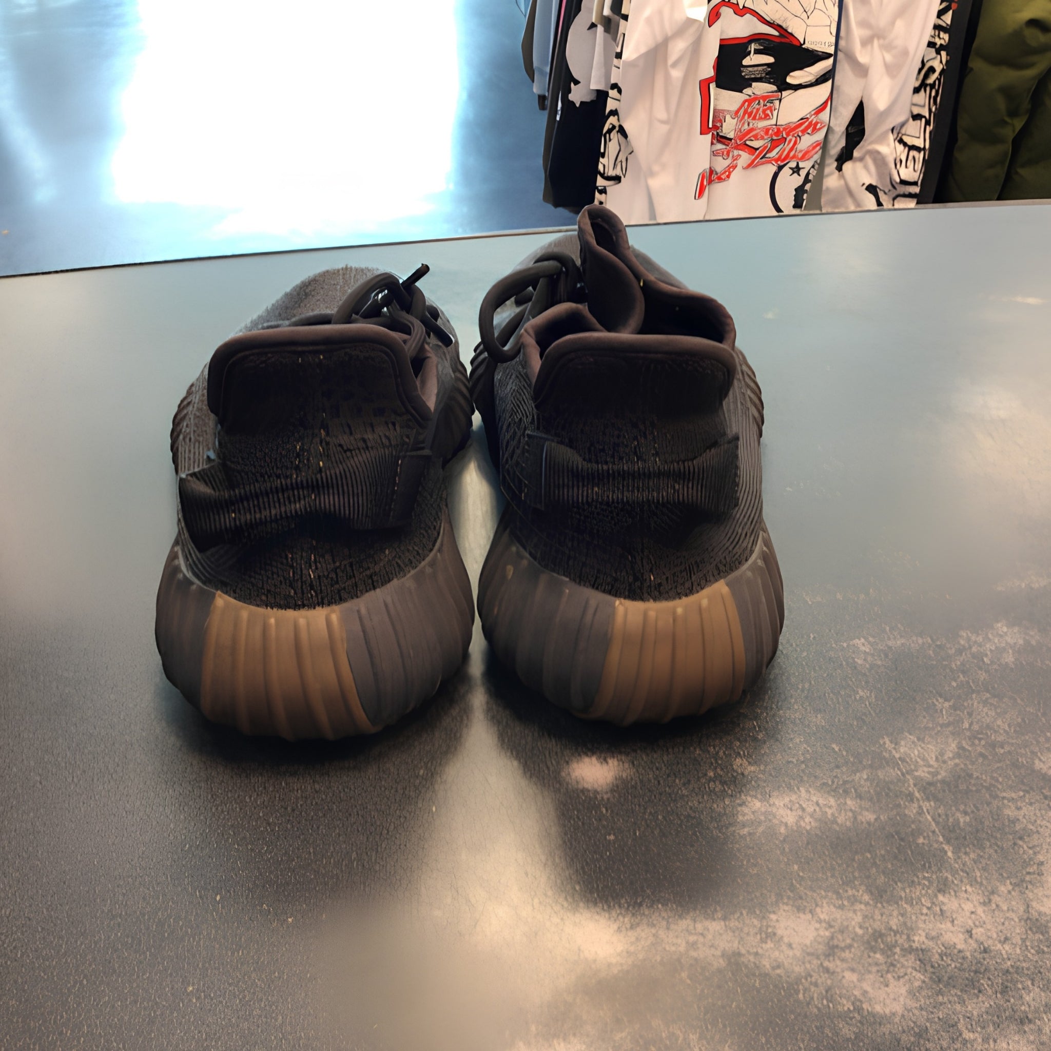 Adidas Yeezy Boost 350 V2 “Cinder” Preowned no box Size 11.5M