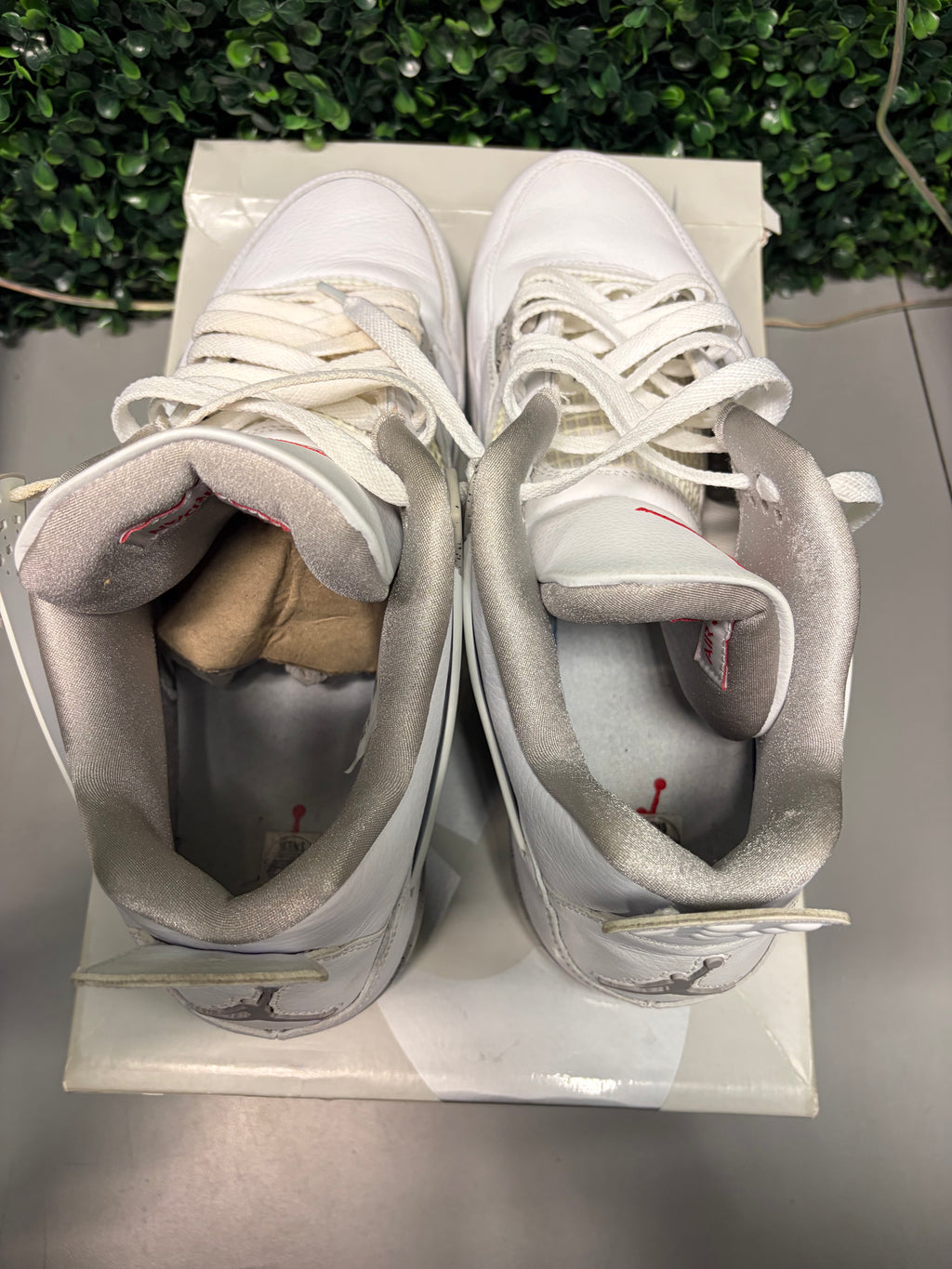 Jordan 4 "White Oreo" Size 14 Preowned