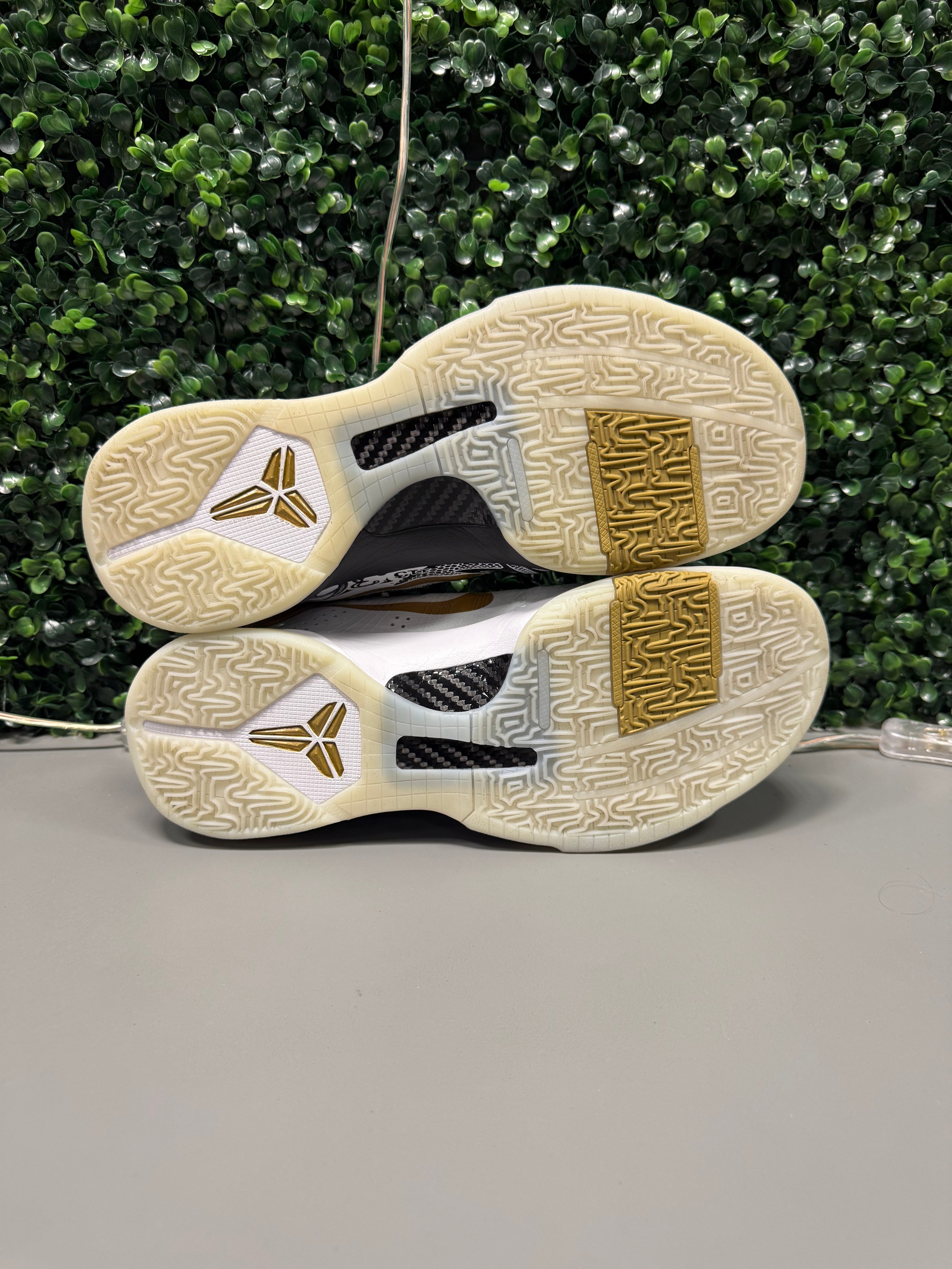 Nike Kobe 5 Protro "Big Stage” Size 11.5 Preowned
