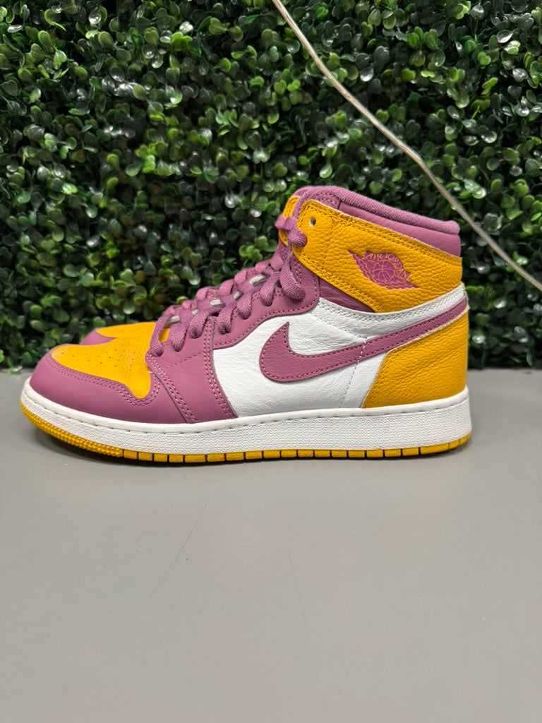 Jordan 1 High "Brotherhood" Size 7Y Preowned