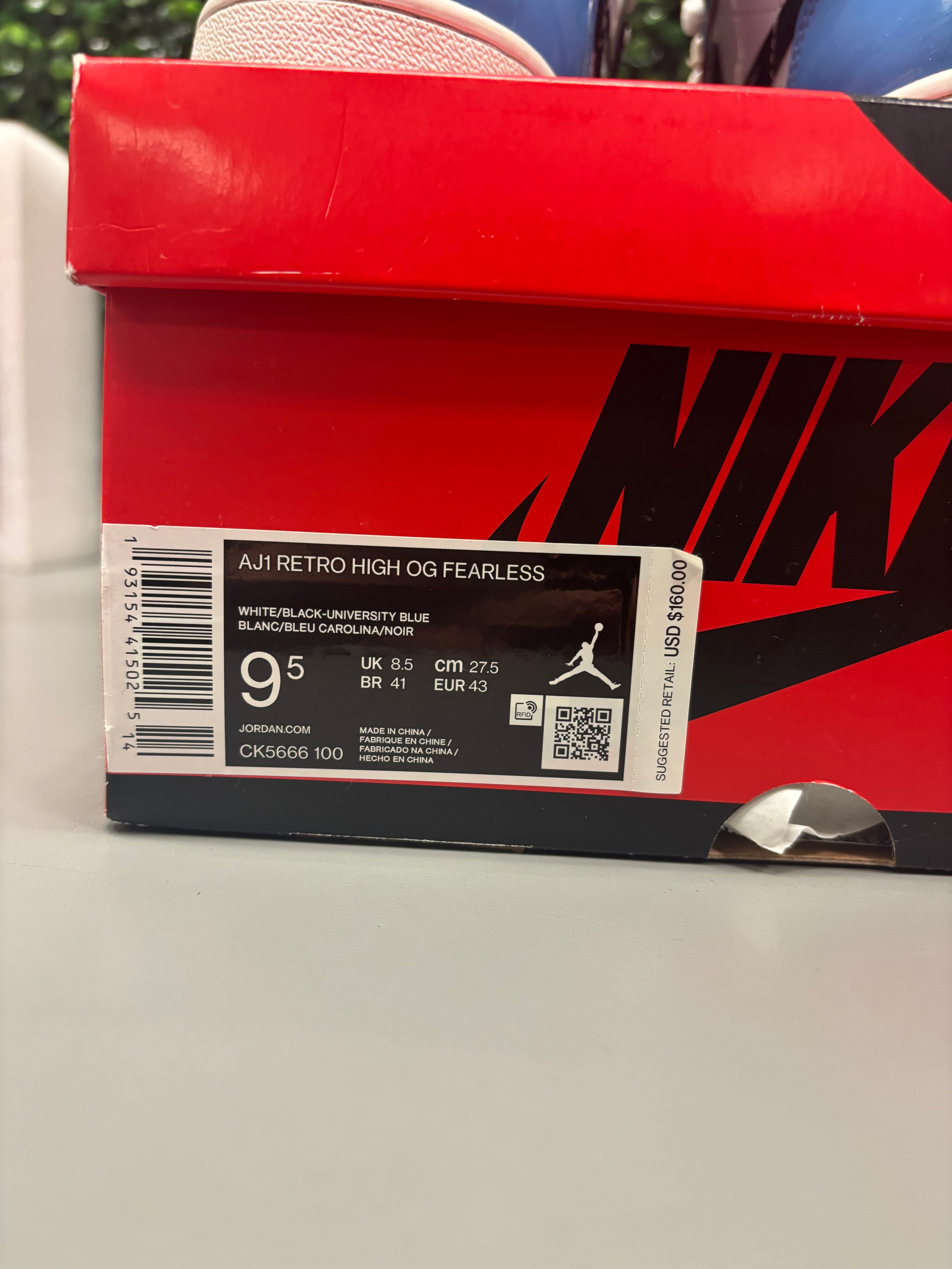 Jordan 1 "Fearless UNC" Size 9.5 Preowned