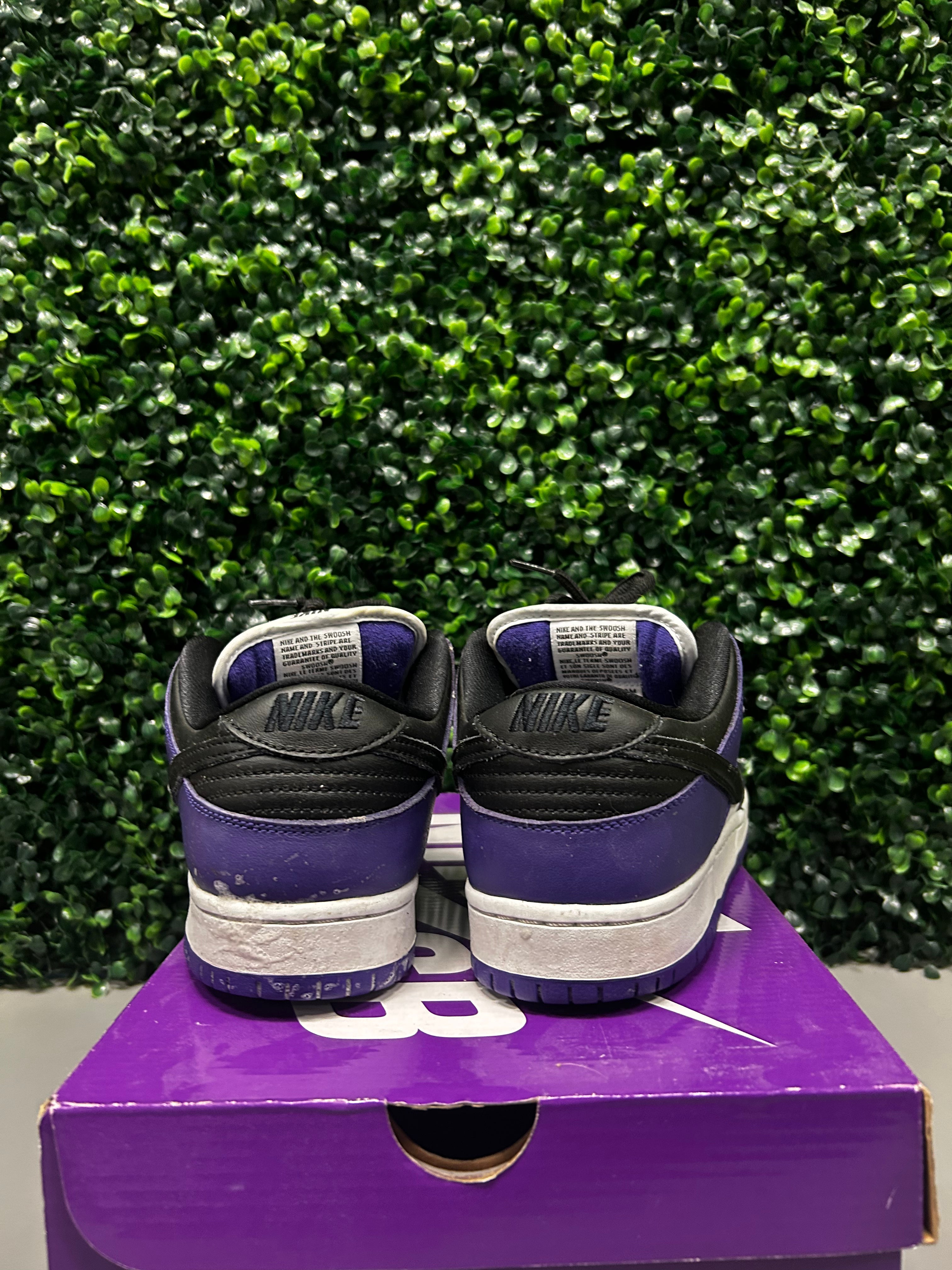 Sb Dunk Low "Court Purple" Size 9.5 Preowned