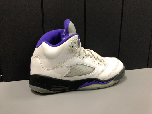 JORDAN 5 "CONCORD PURPLE" SIZE 5Y PRE-OWNED